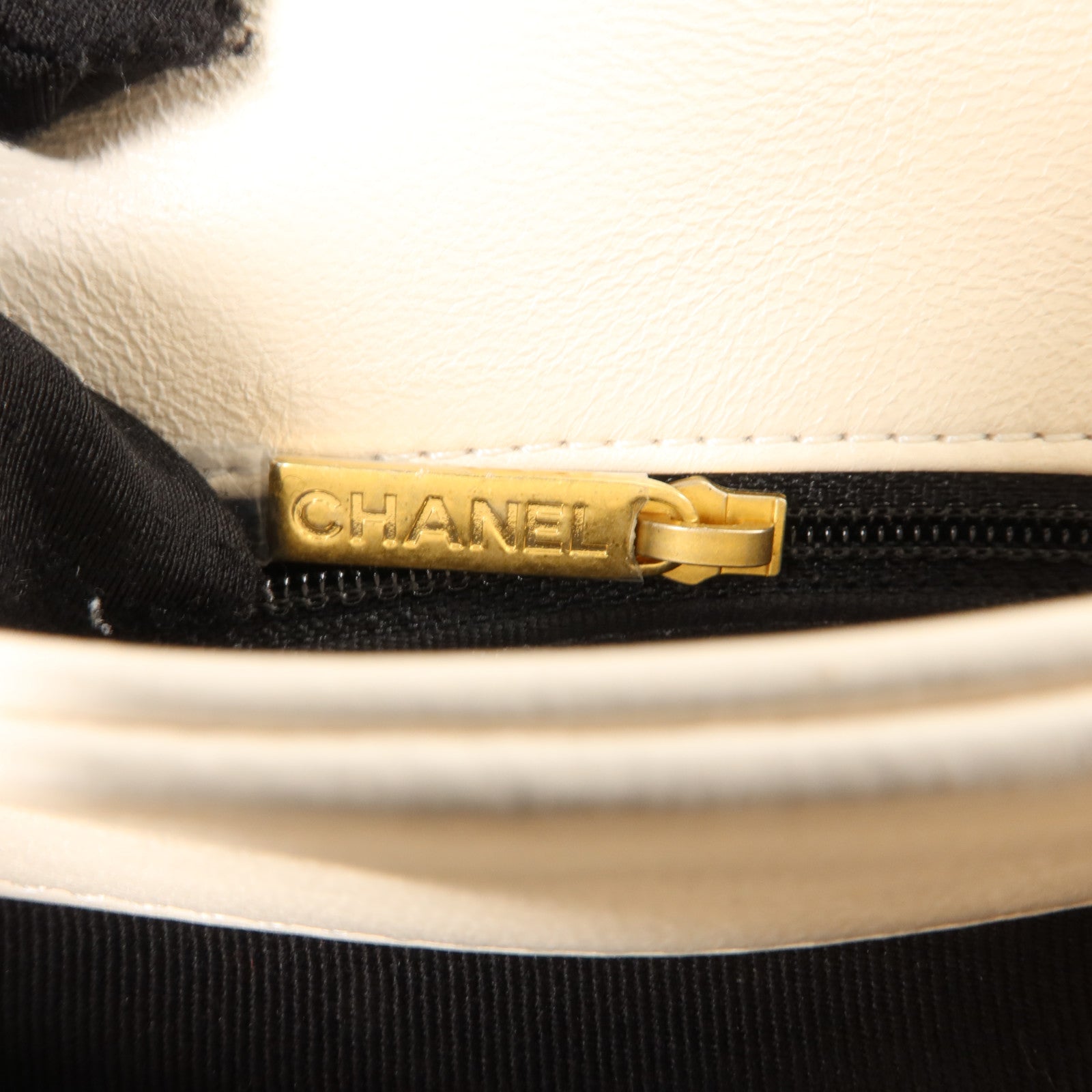 CHANEL 羊皮皮革Chanel 19手挽肩背兩用袋