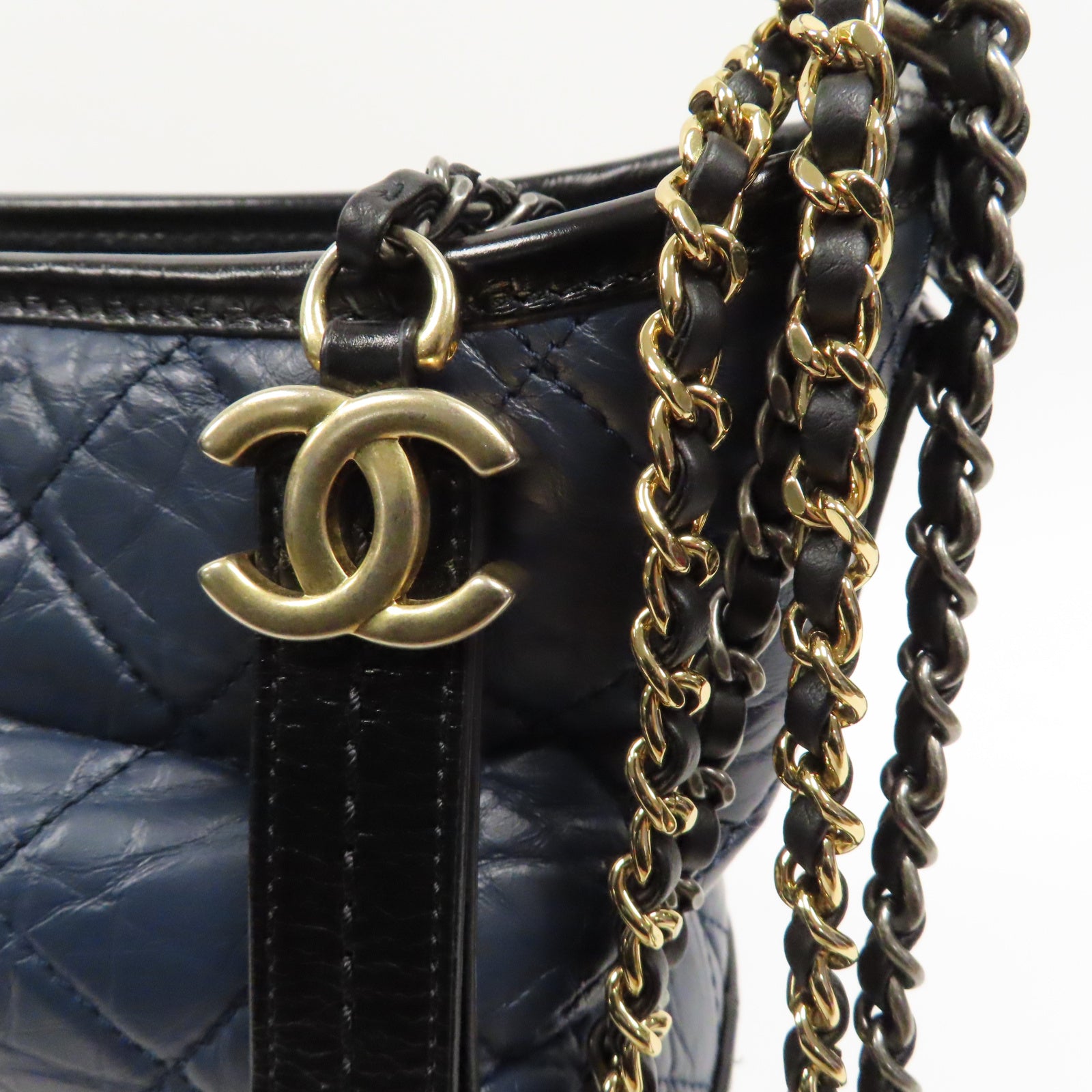 CHANEL **【激減優惠】菱格牛皮皮革Gabrielle金扣/銀扣鏈帶肩背袋藍色/黑色
