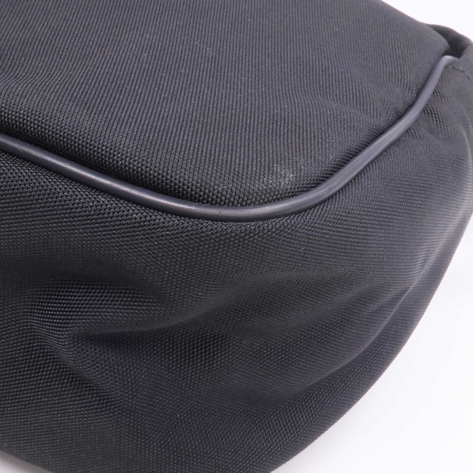 GUCCI 尼龍Pouch/Clutch手拿包