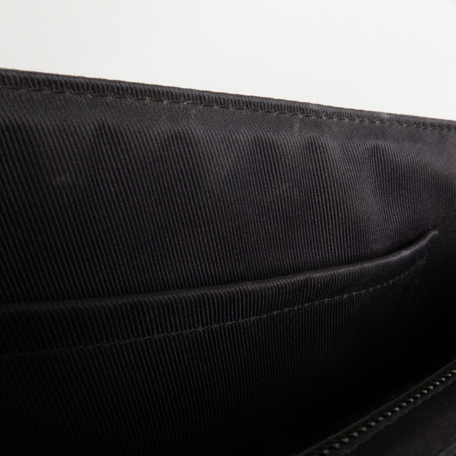LOUIS VUITTON Monogram Eclipse Messenger PM Voyager銀扣肩背袋