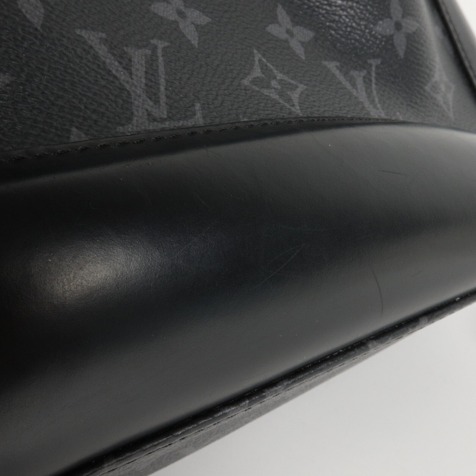 LOUIS VUITTON Monogram Eclipse Messenger PM Voyager銀扣肩背袋