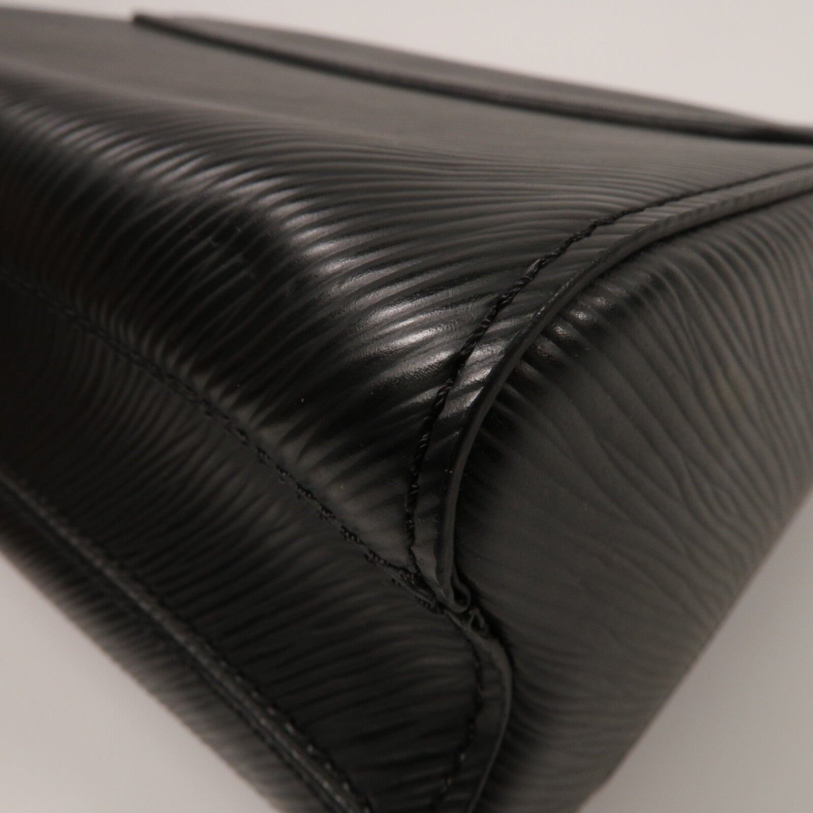 LOUIS VUITTON Epi Twist鏈帶肩背袋