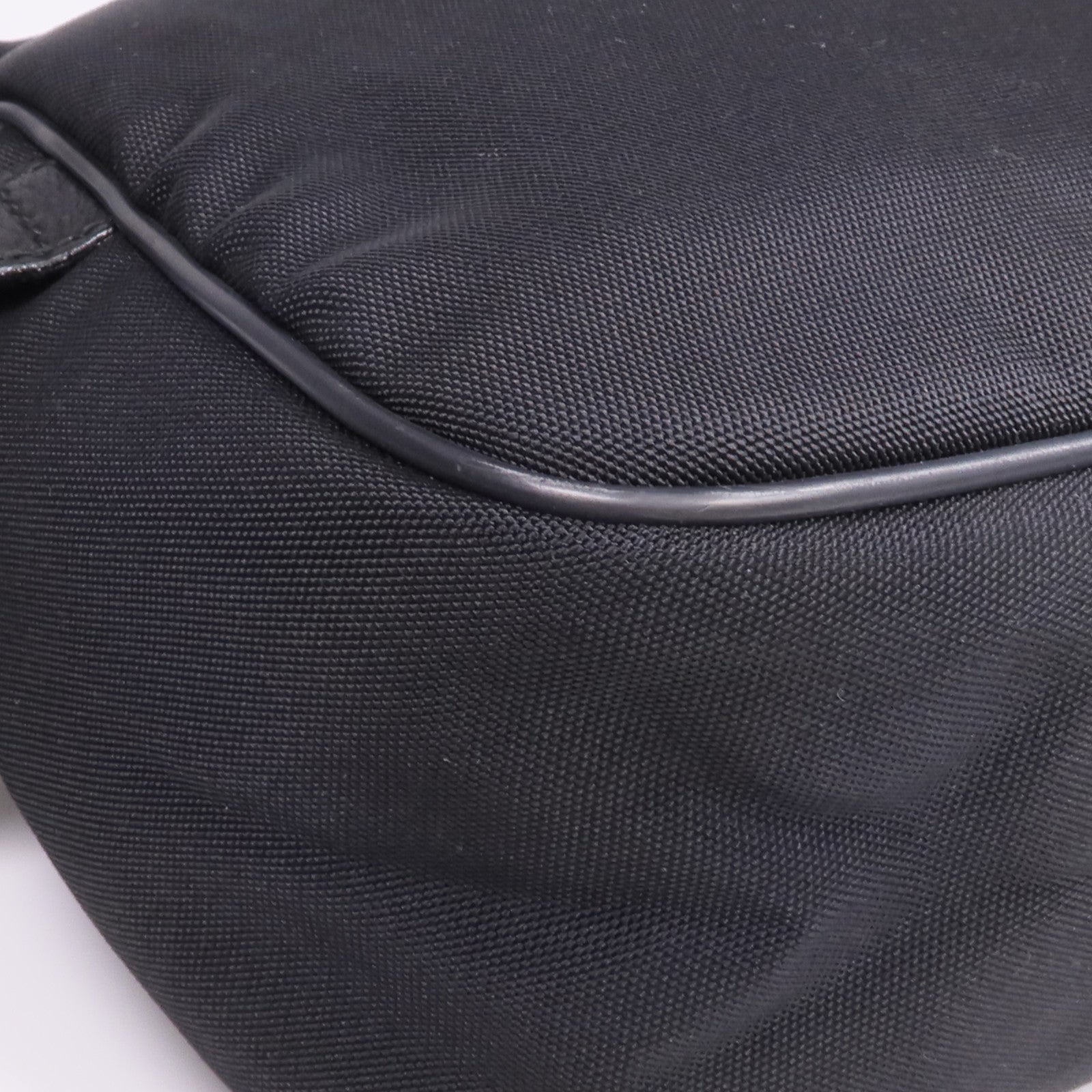 GUCCI 尼龍Pouch/Clutch手拿包