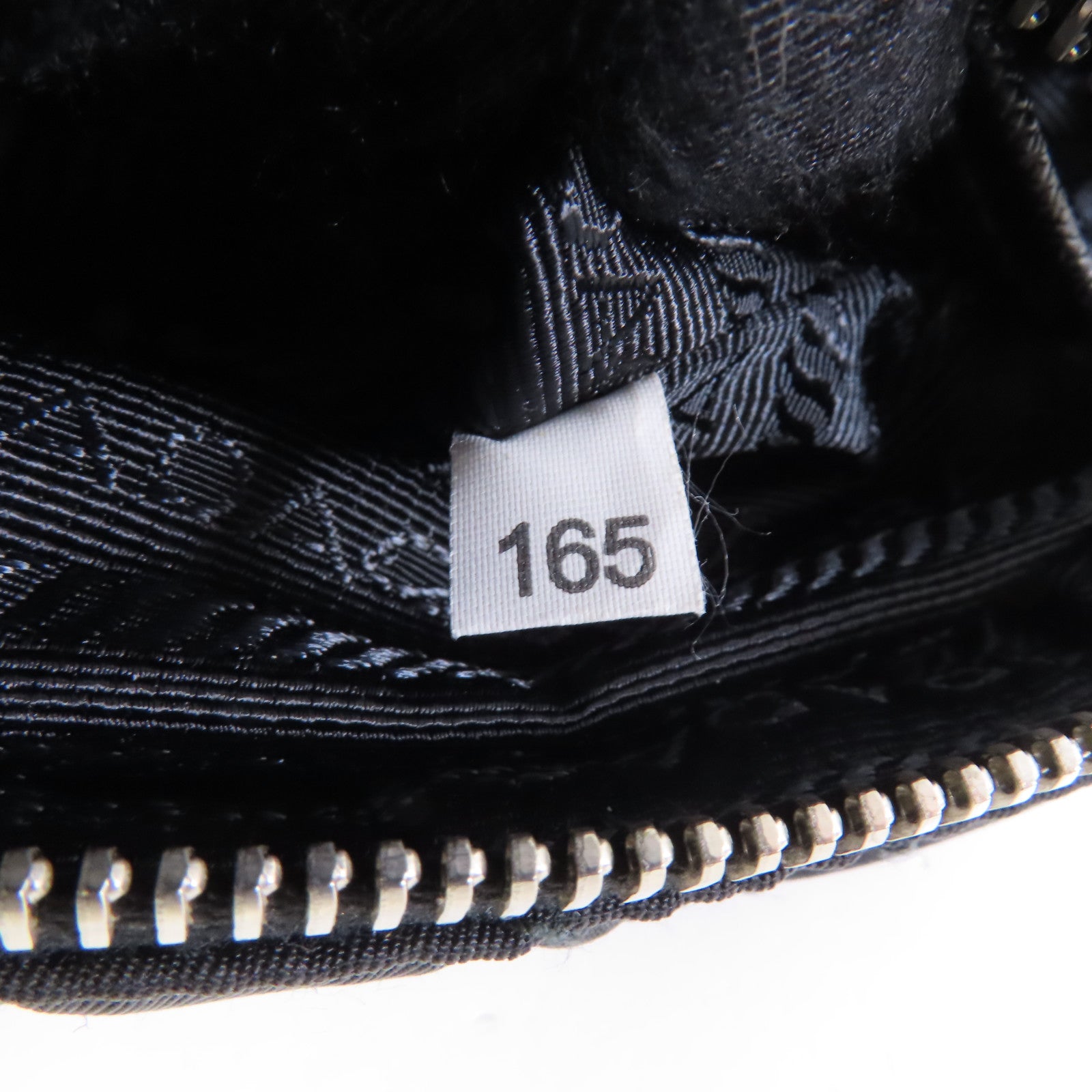PRADA 尼龍Chain Shoulder銀扣鏈帶肩背袋黑色