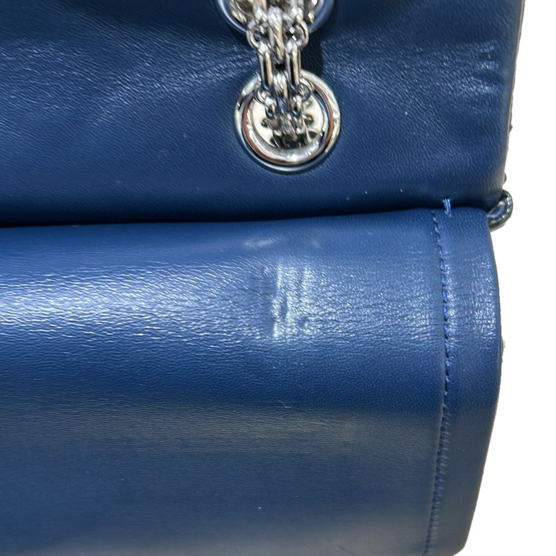 CHANEL 漆皮皮革2.55 Jumbo銀扣鏈帶肩背袋