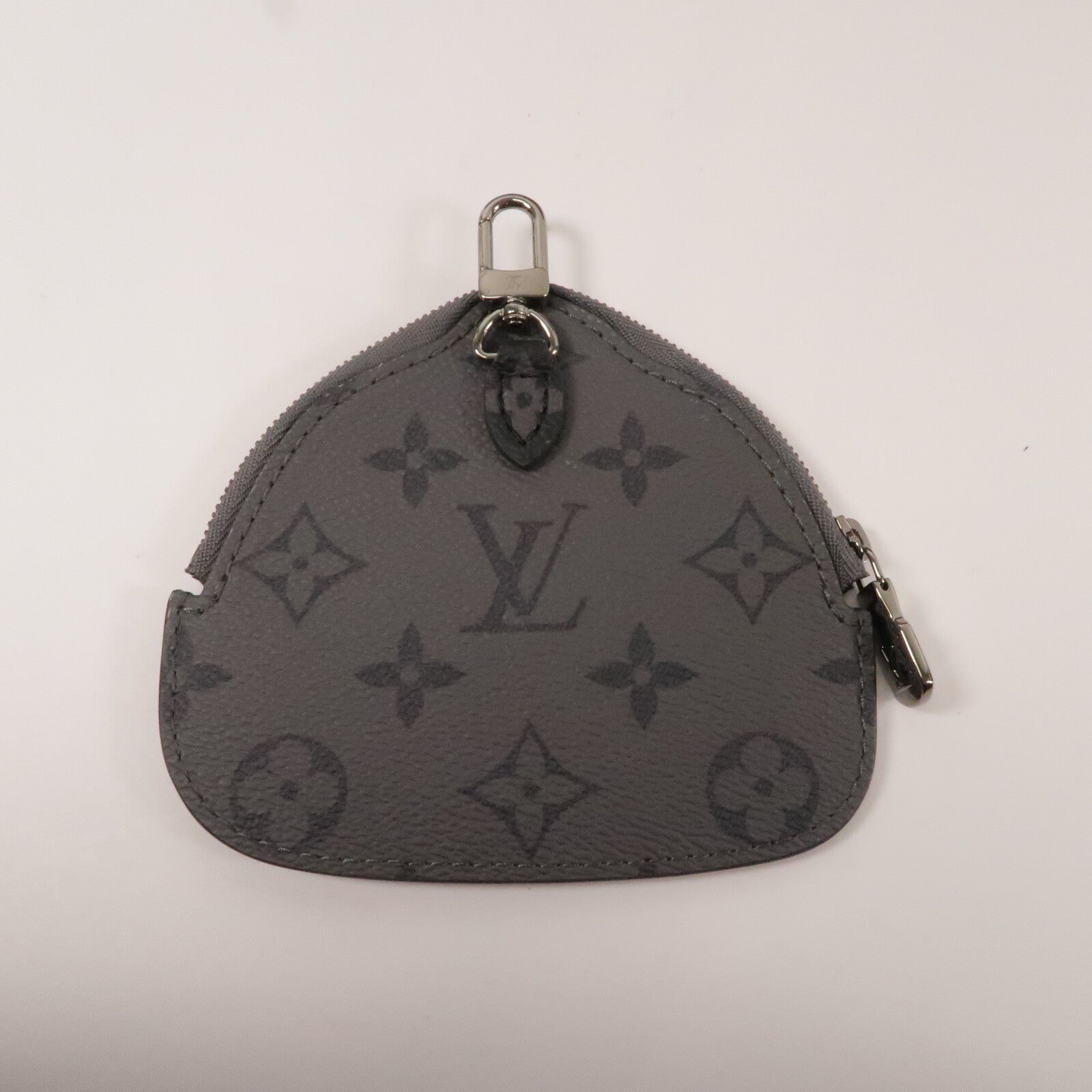 LOUIS VUITTON Monogram Eclipse YK x Trio Messenger銀扣肩背袋