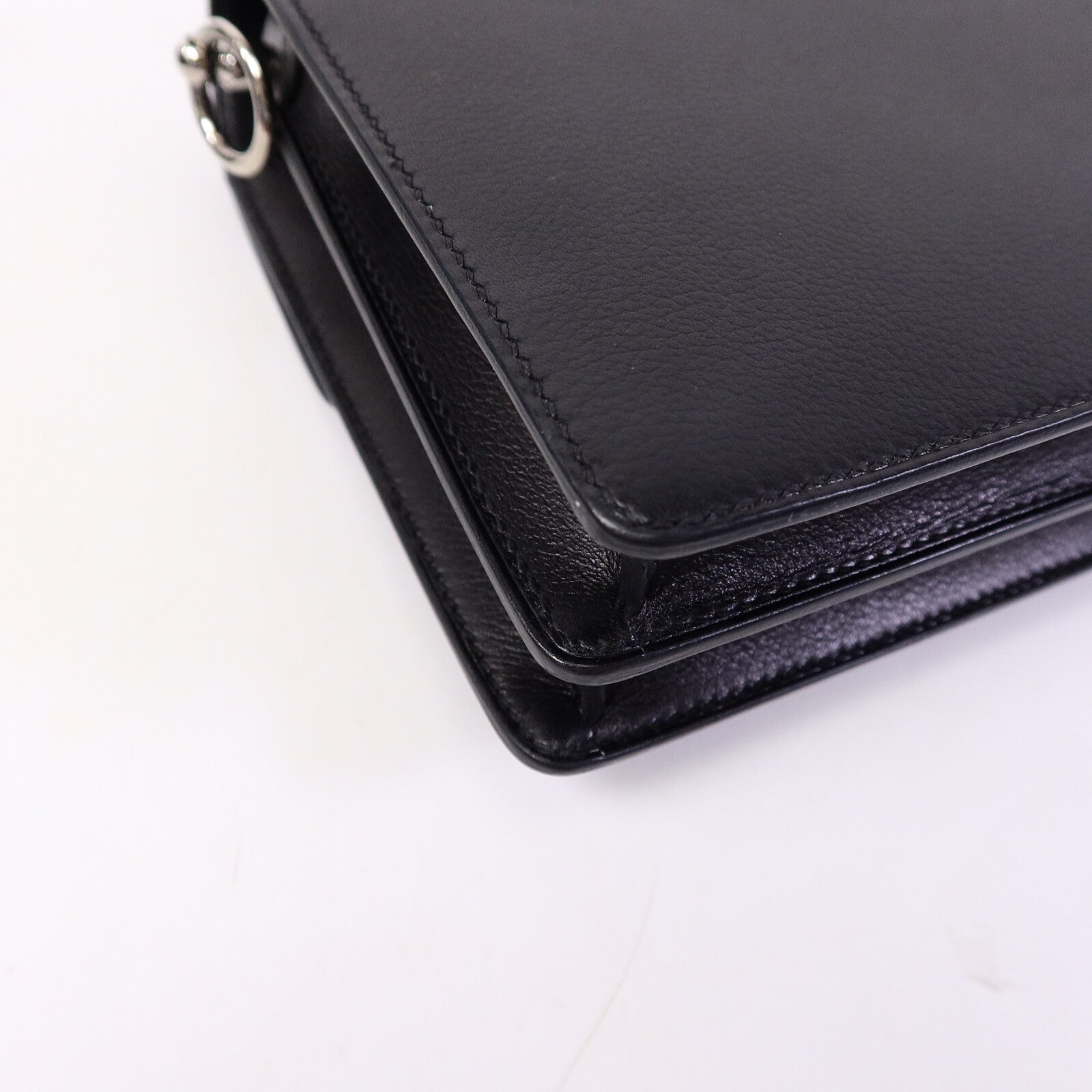HERMES Evergrain皮革Mini Roulis肩背袋Noir