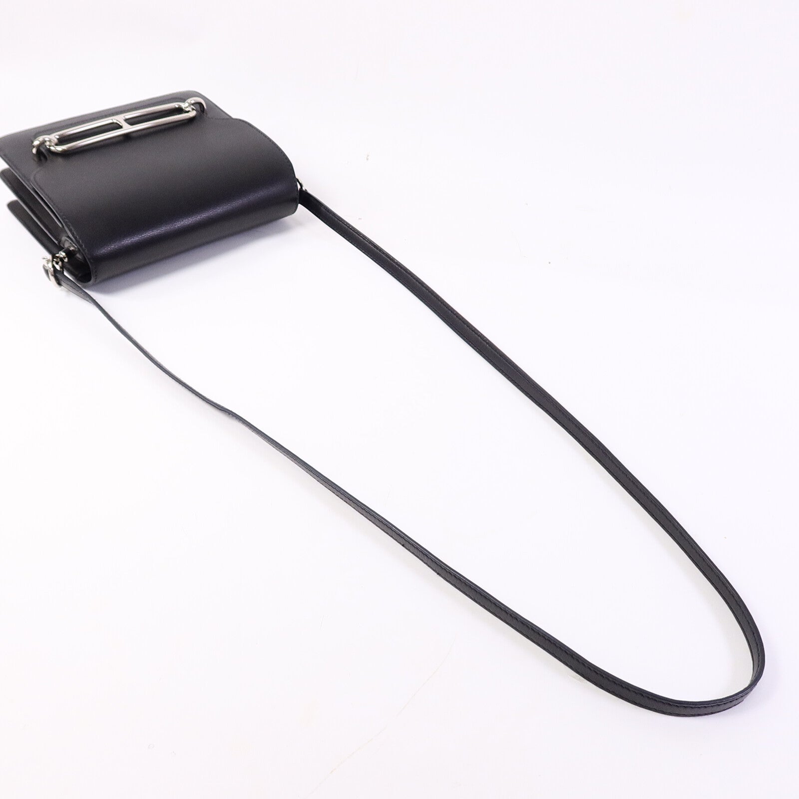 HERMES Evergrain皮革Mini Roulis肩背袋Noir