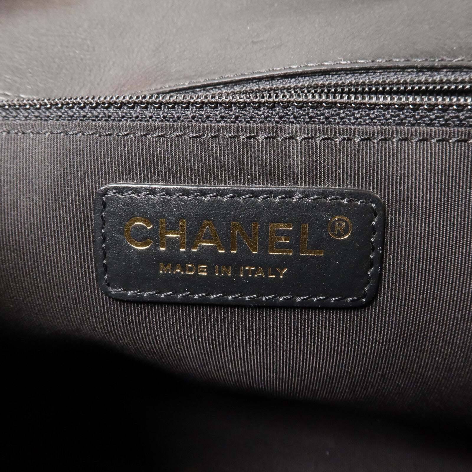 CHANEL 牛皮皮革Chain Shoulder鏈帶肩背袋