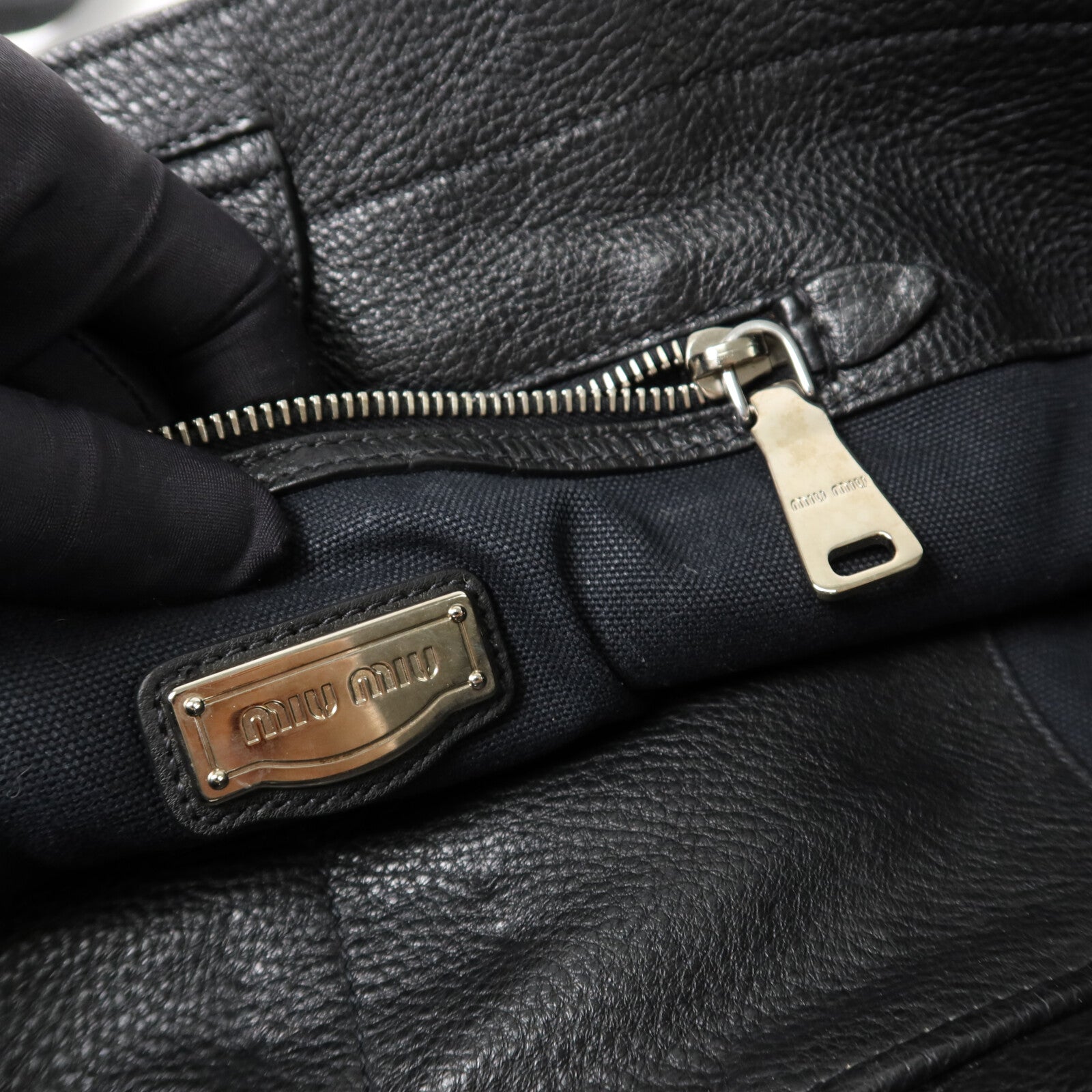 Miu Miu 牛皮皮革Tote Bag手挽袋
