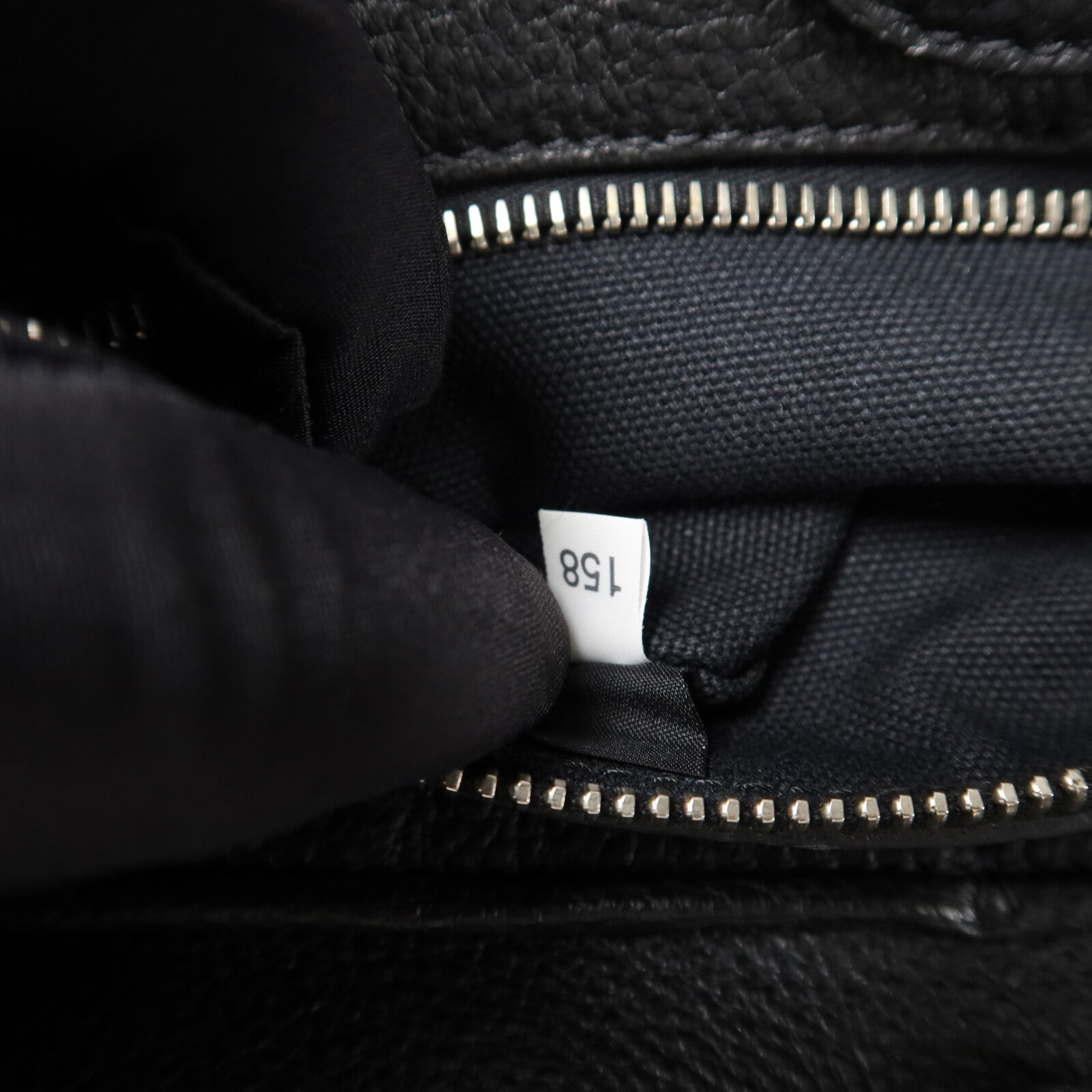 Miu Miu 牛皮皮革Tote Bag手挽袋