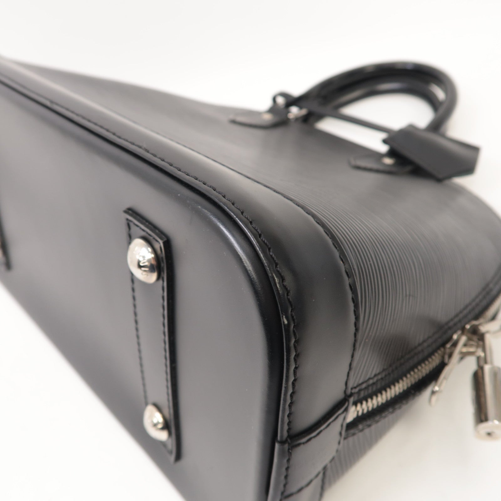 LOUIS VUITTON LV SHW Alma PM Hand Bag M40302 Epi Black
