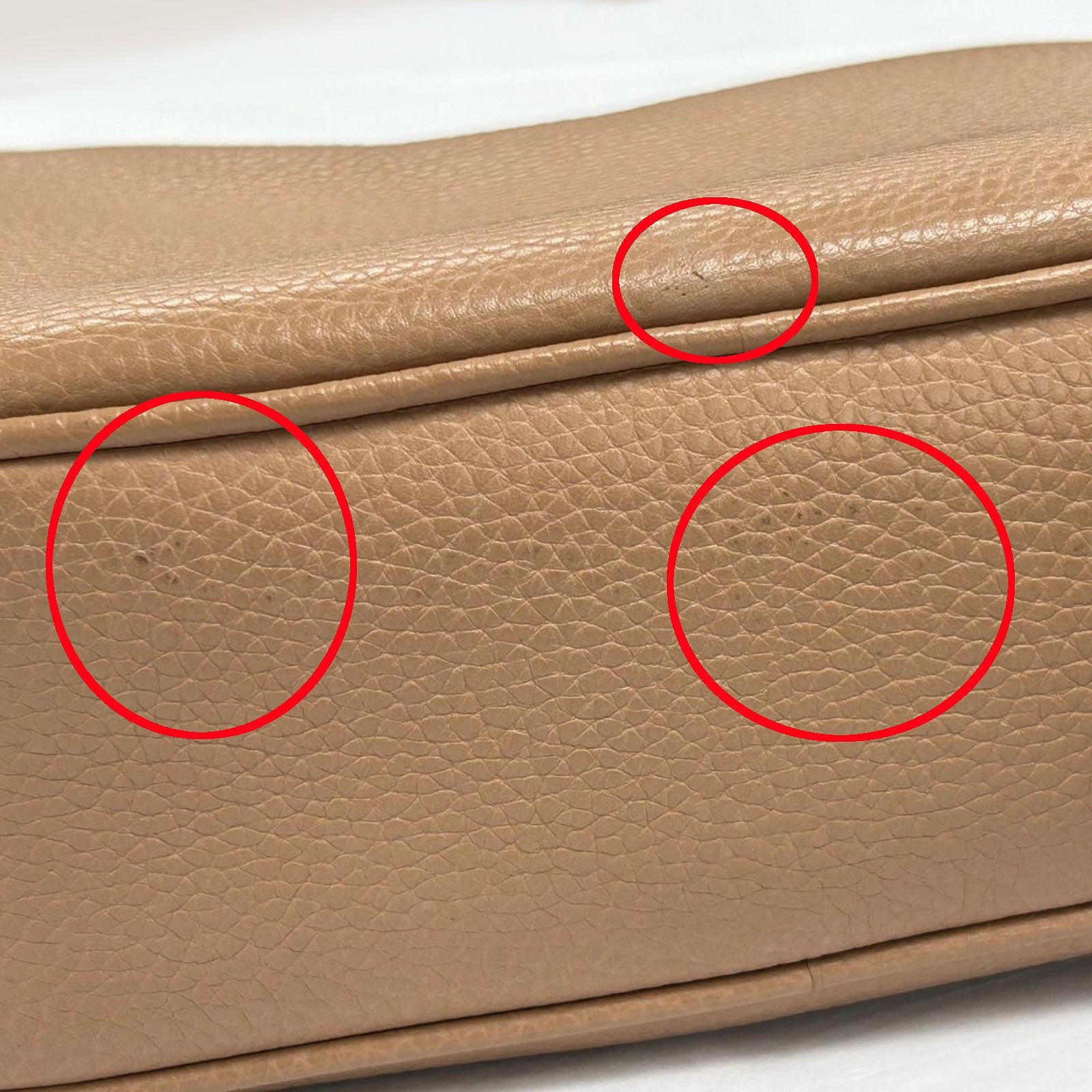 GUCCI 牛皮皮革Soho Disco Bag金扣肩背袋米色