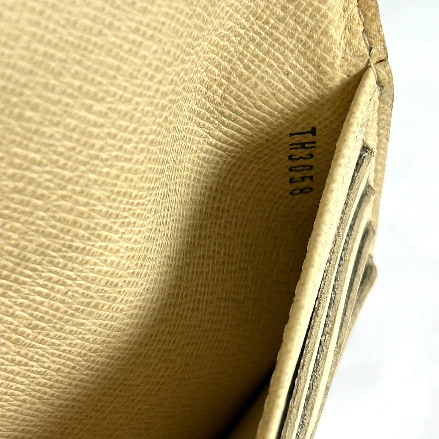 LOUIS VUITTON Damier Azur Portefeuille International金扣長錢包