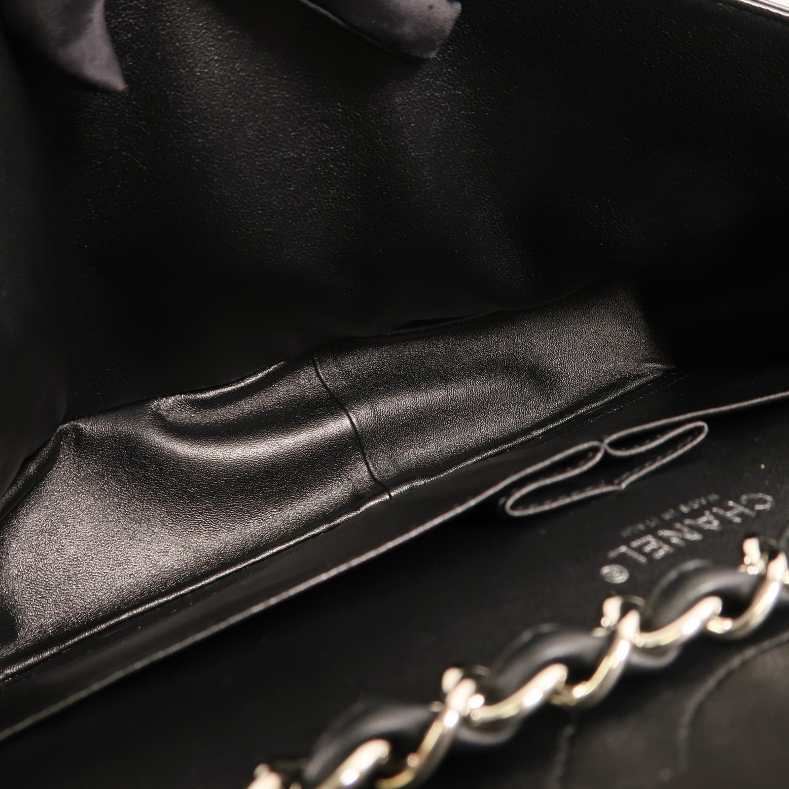 CHANEL 漆皮皮革Large Classic銀扣鏈帶肩背袋