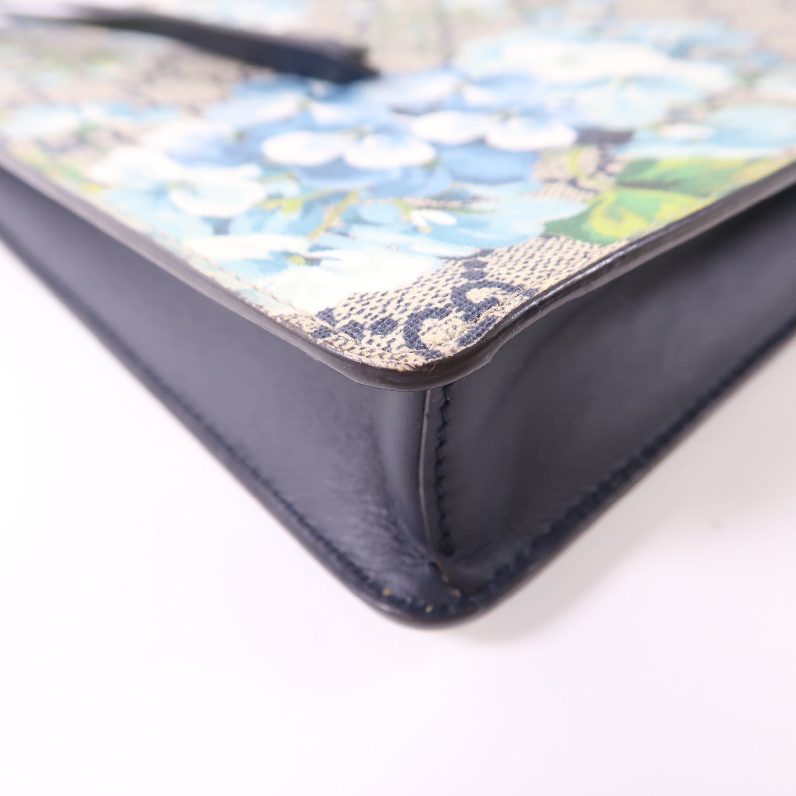 GUCCI 塗層帆布Clutch Bag銀扣手拿包