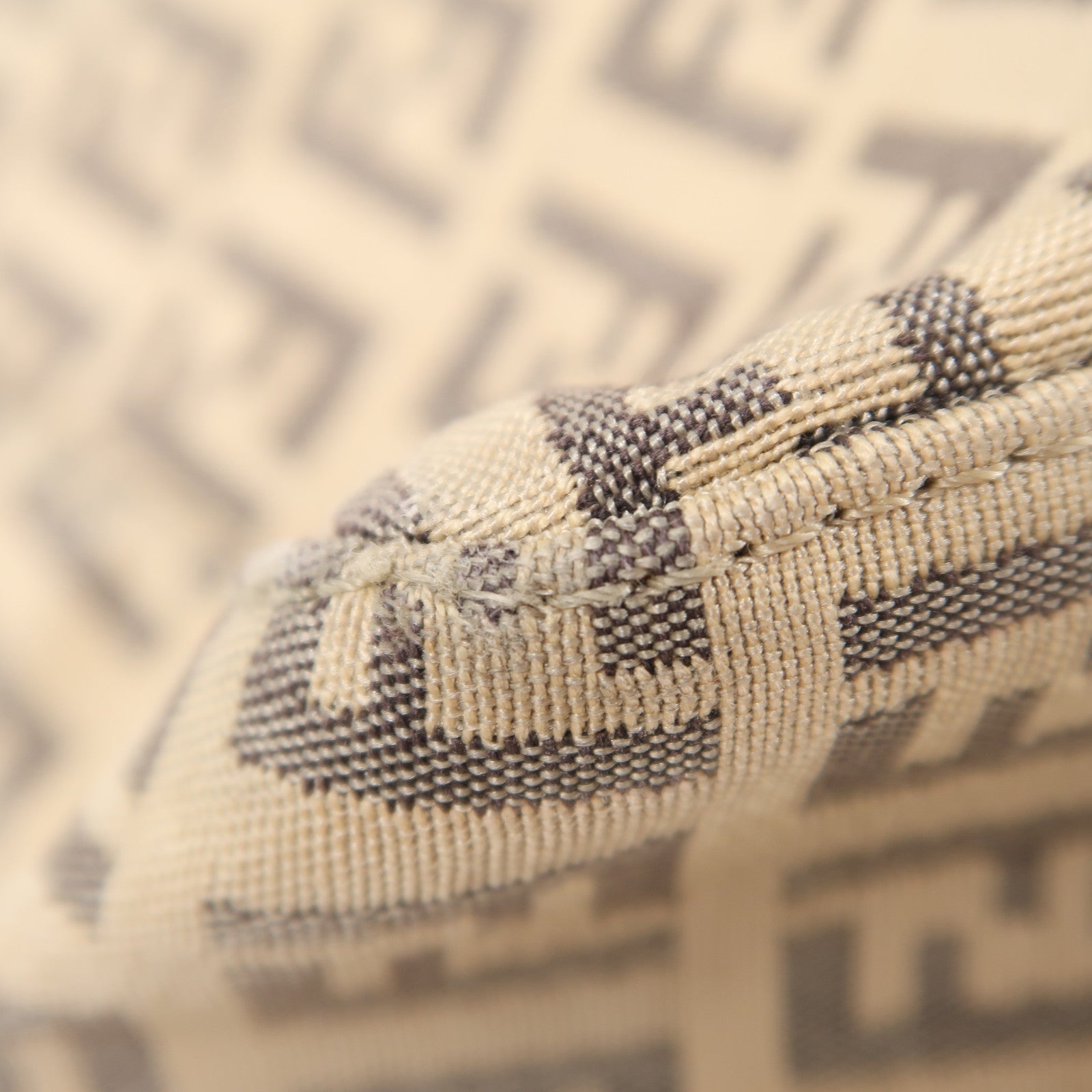 FENDI 帆布Tote Bag銀扣手挽袋米色/黑色