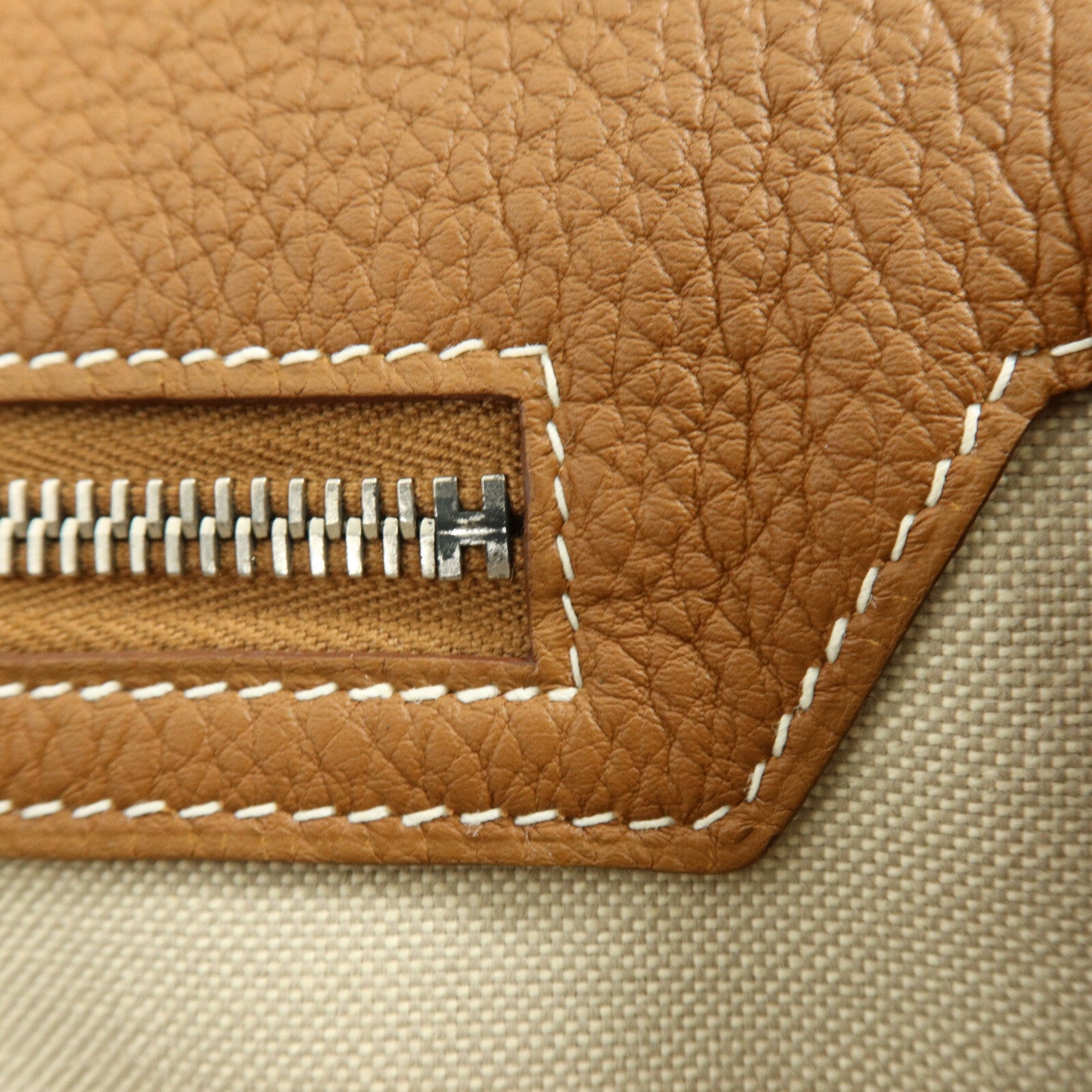 HERMES Togo皮革Steve Light Junior肩背袋Gold