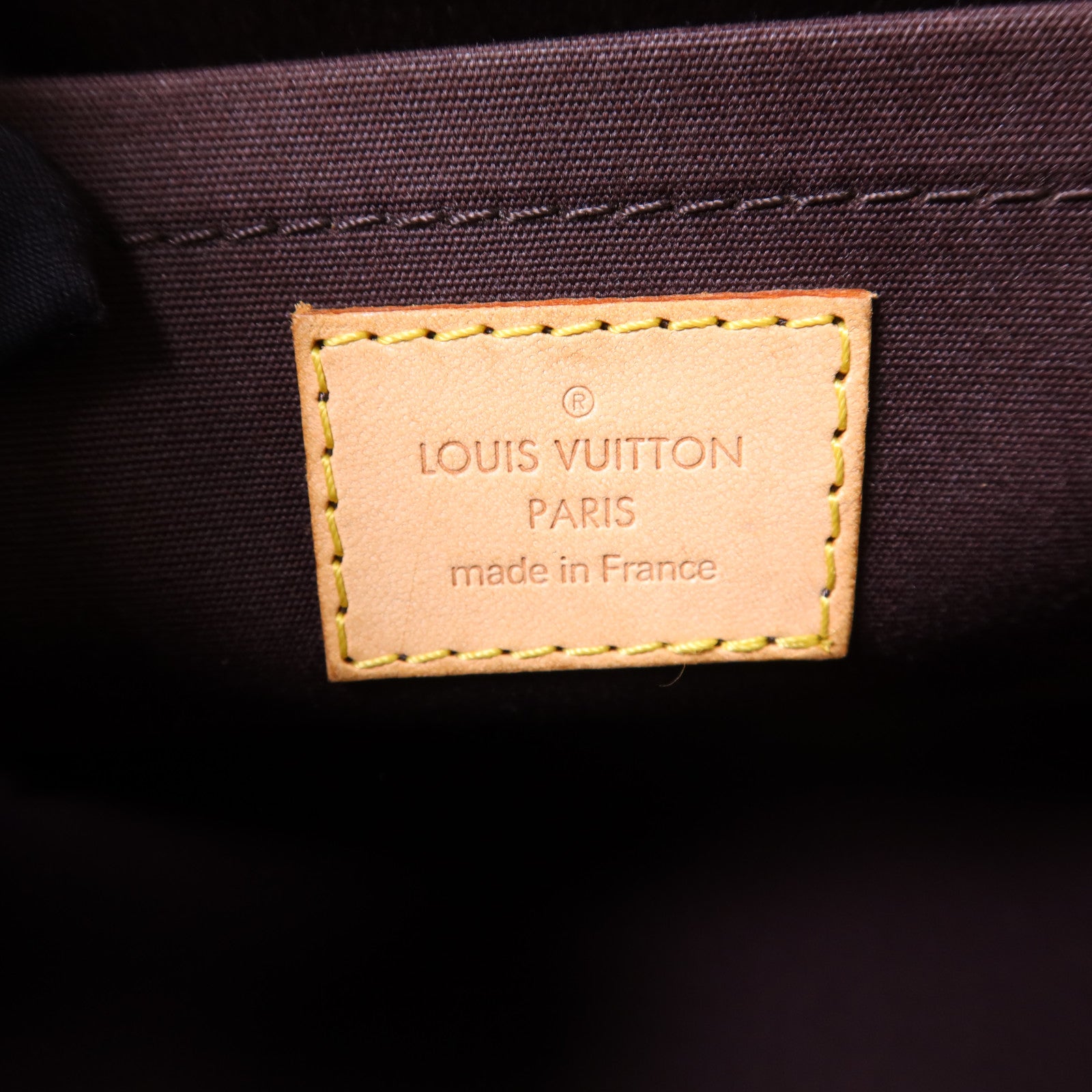 LOUIS VUITTON Vernis Rosewood Avenue金扣肩背袋