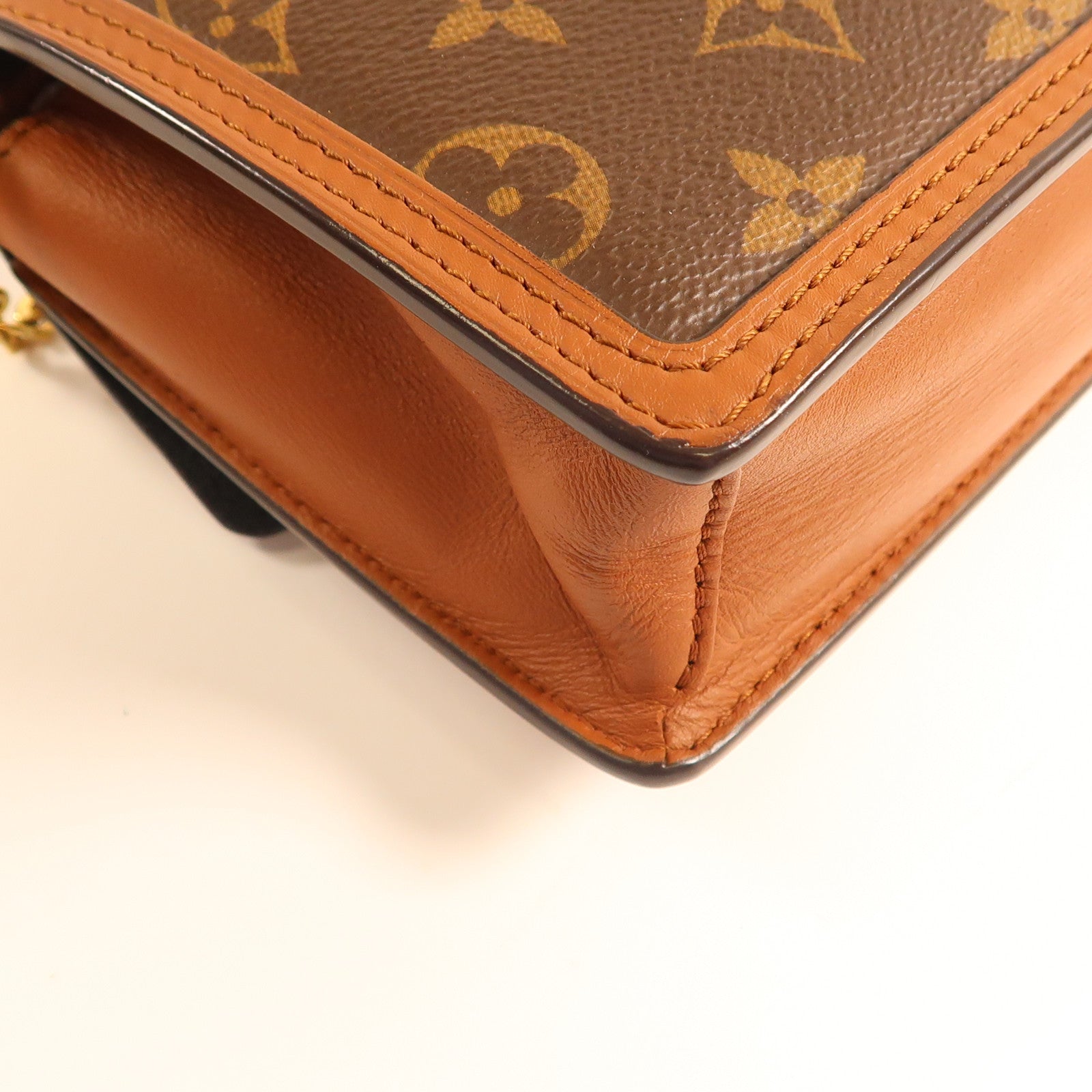 LOUIS VUITTON 【激減優惠】Monogram Reverse Dauphine肩背袋