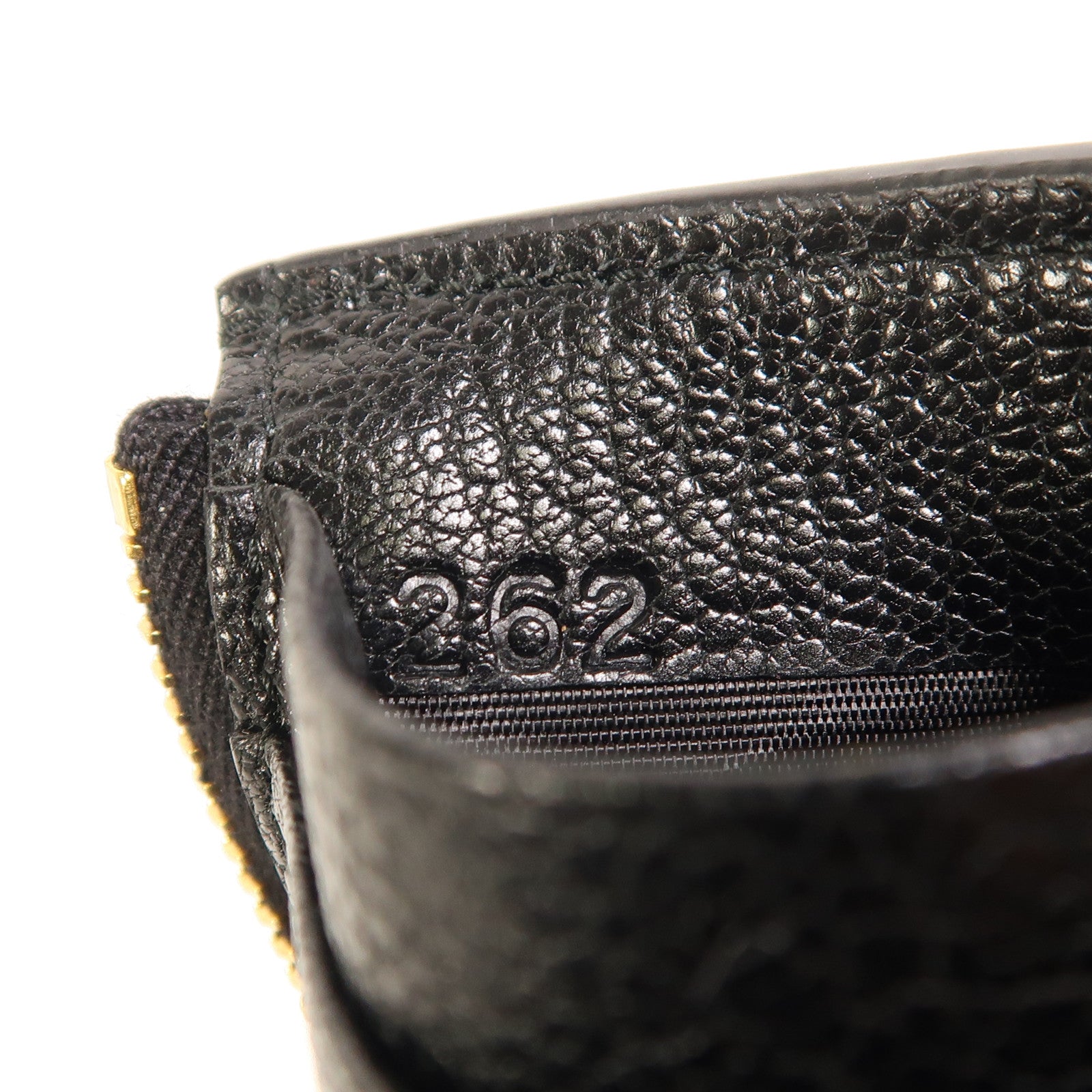 Miu Miu 牛皮皮革Card Case金扣卡片套