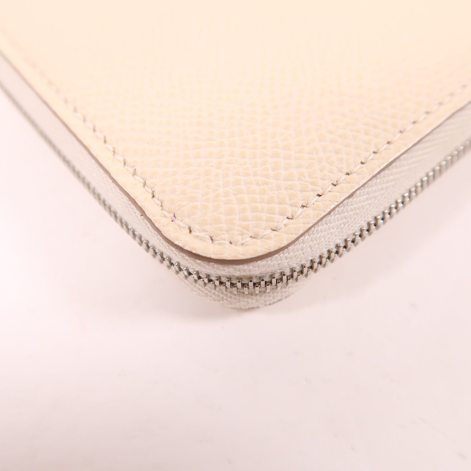 HERMES PHW Silk In Compact Wallet Veau Epsom Leather White