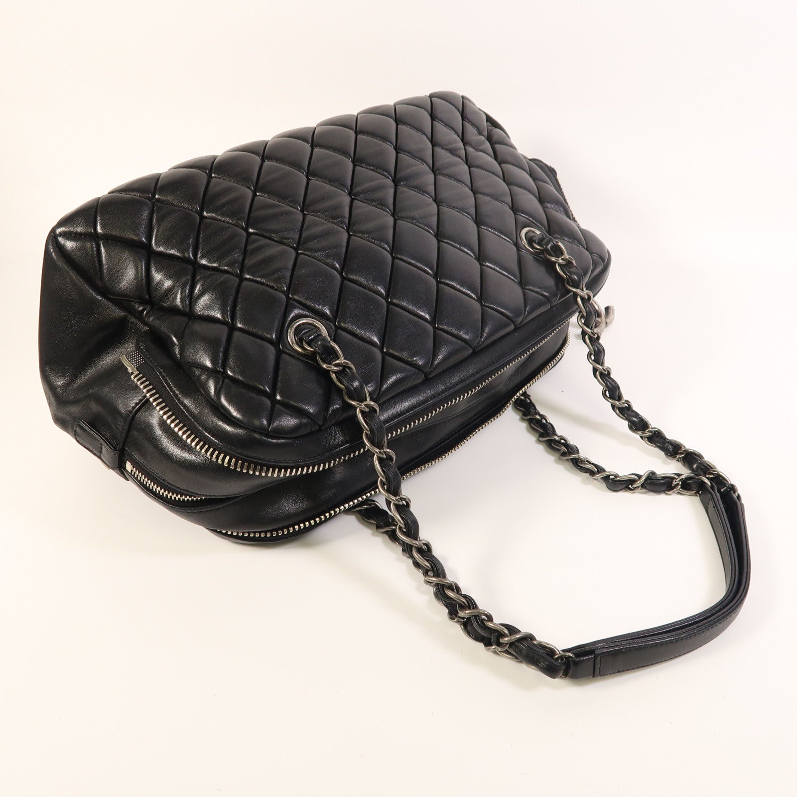 CHANEL 羊皮皮革Chain Shoulder銀扣鏈帶肩背袋