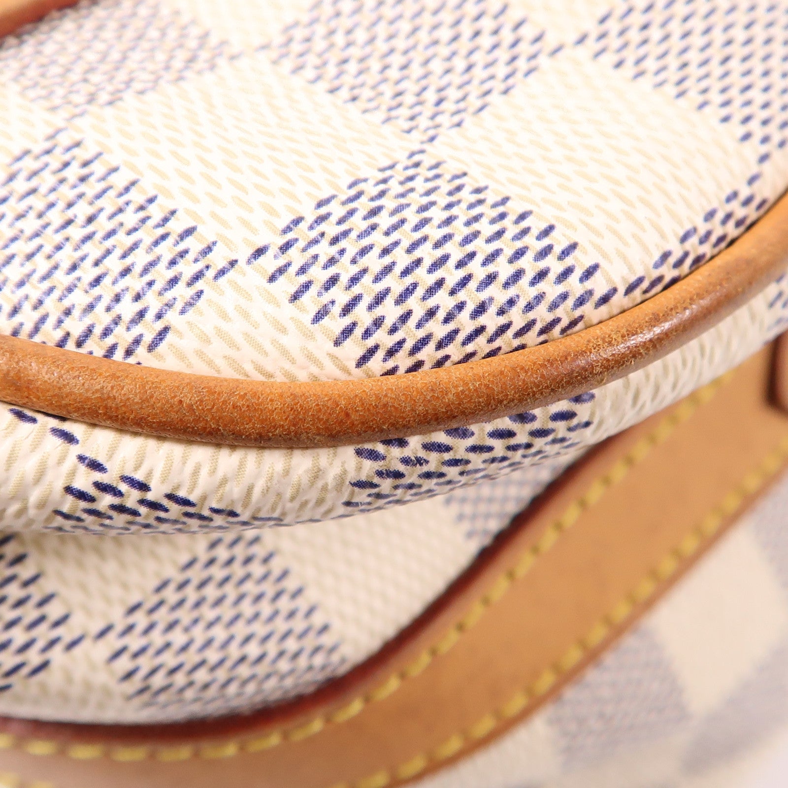 LOUIS VUITTON Damier Azur Stresa PM金扣肩背袋