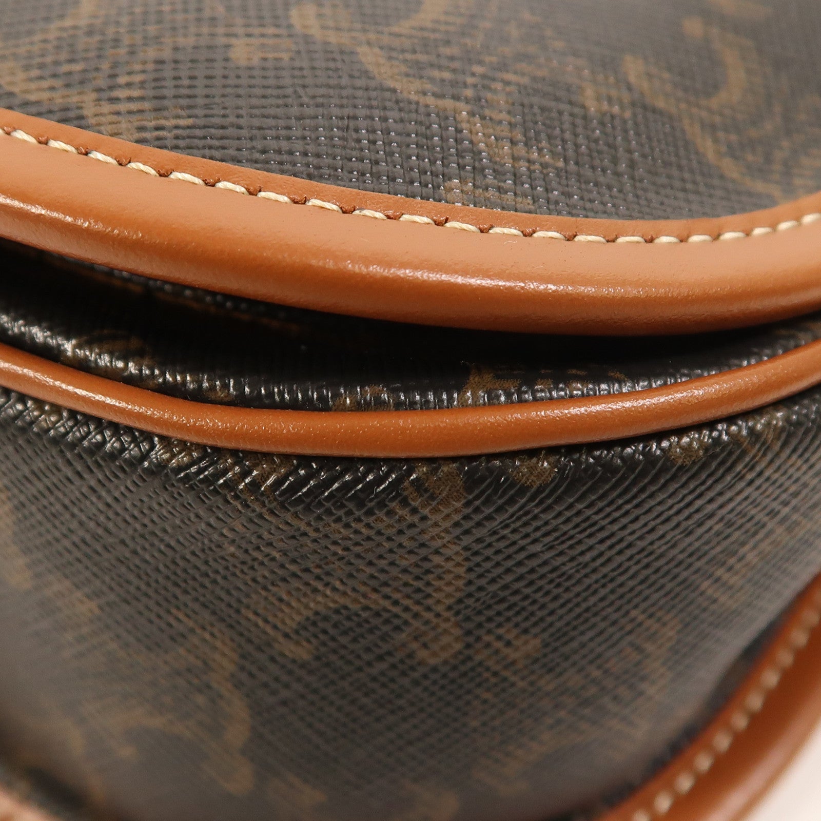 CELINE 塗層帆布Folco金扣肩背袋