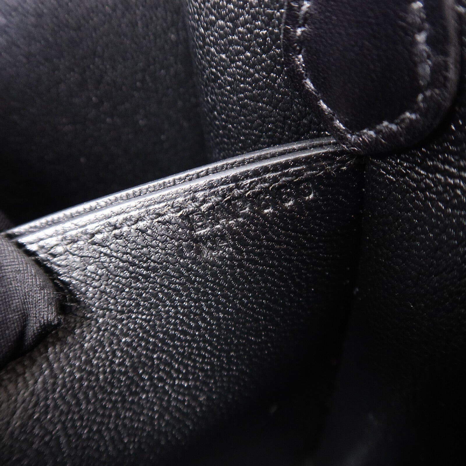 HERMES Evergrain皮革Mini Roulis肩背袋Noir