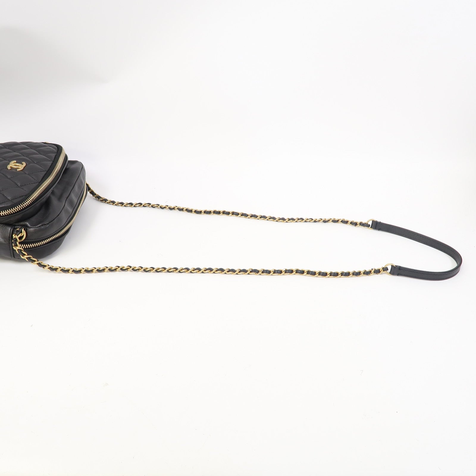CHANEL 菱格羊皮皮革Chain Shoulder金扣鏈帶肩背袋黑色