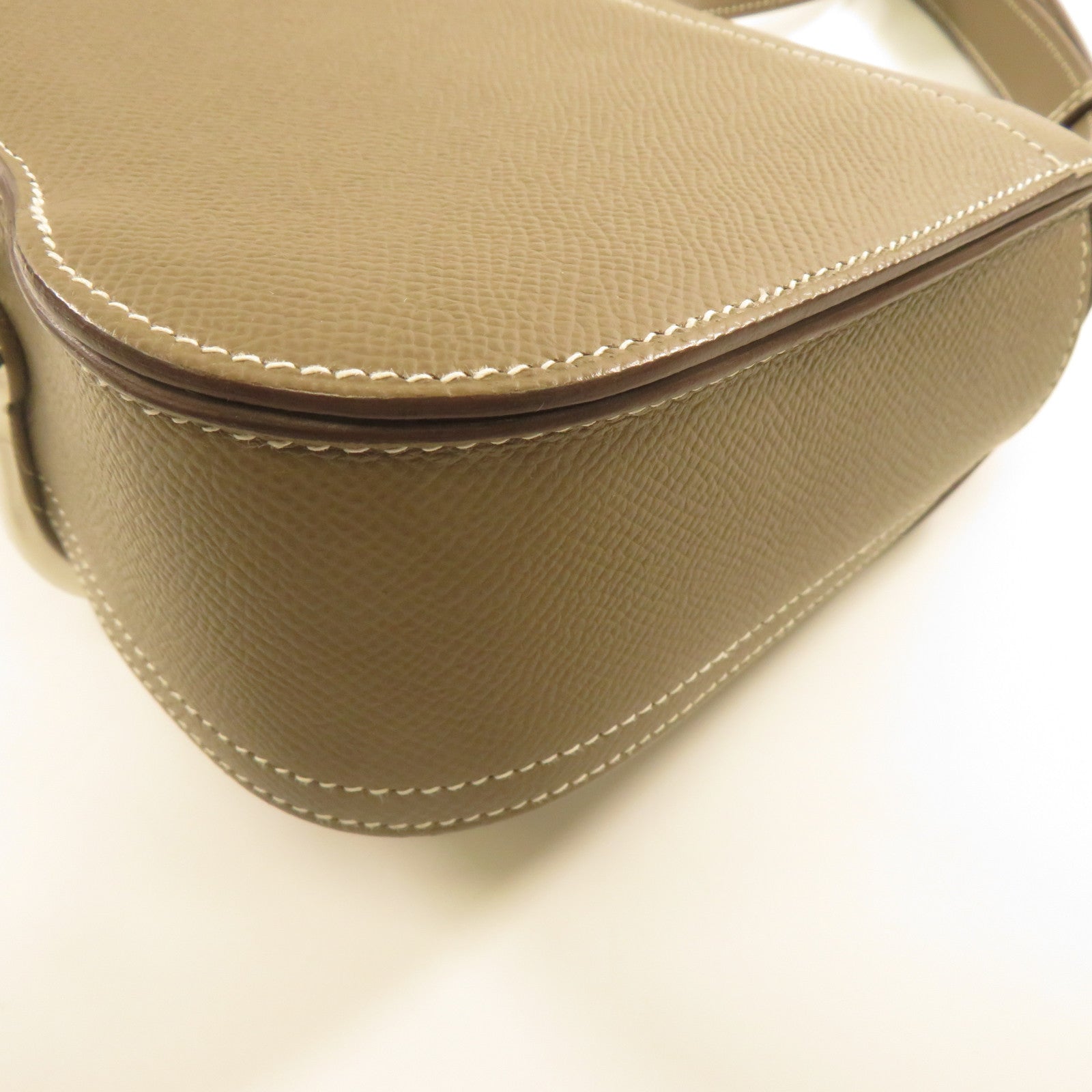 HERMES Epsom皮革Della Cavallerie銀扣肩背袋Etoupe大象灰色