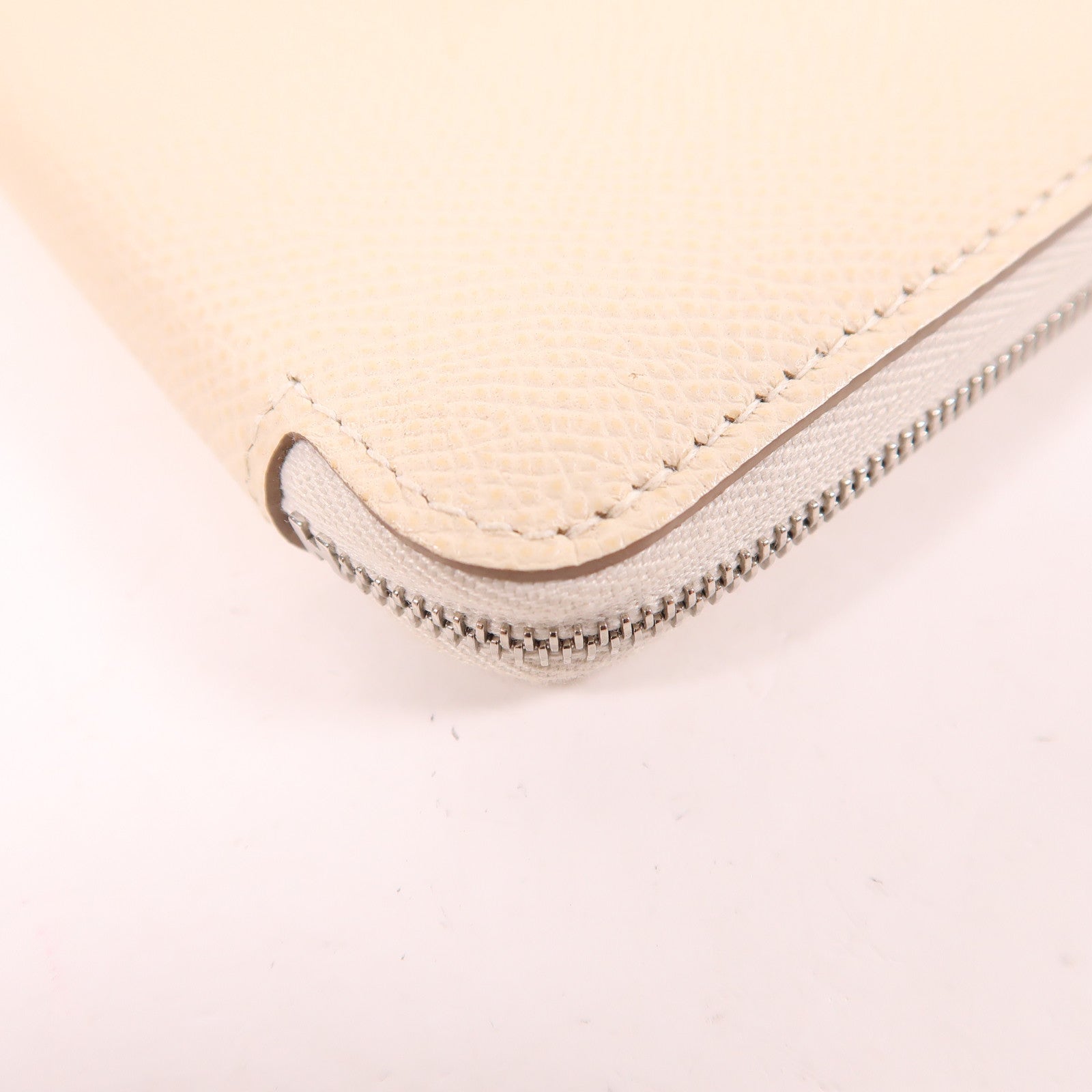 HERMES PHW Silk In Compact Wallet Veau Epsom Leather White