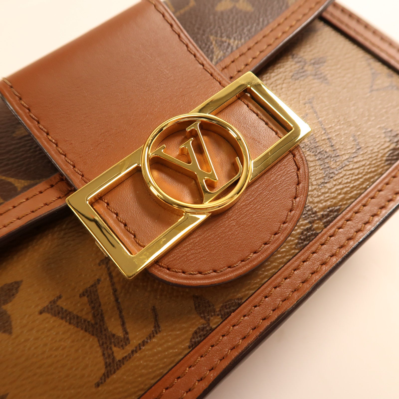 LOUIS VUITTON 【激減優惠】Monogram Reverse Dauphine肩背袋