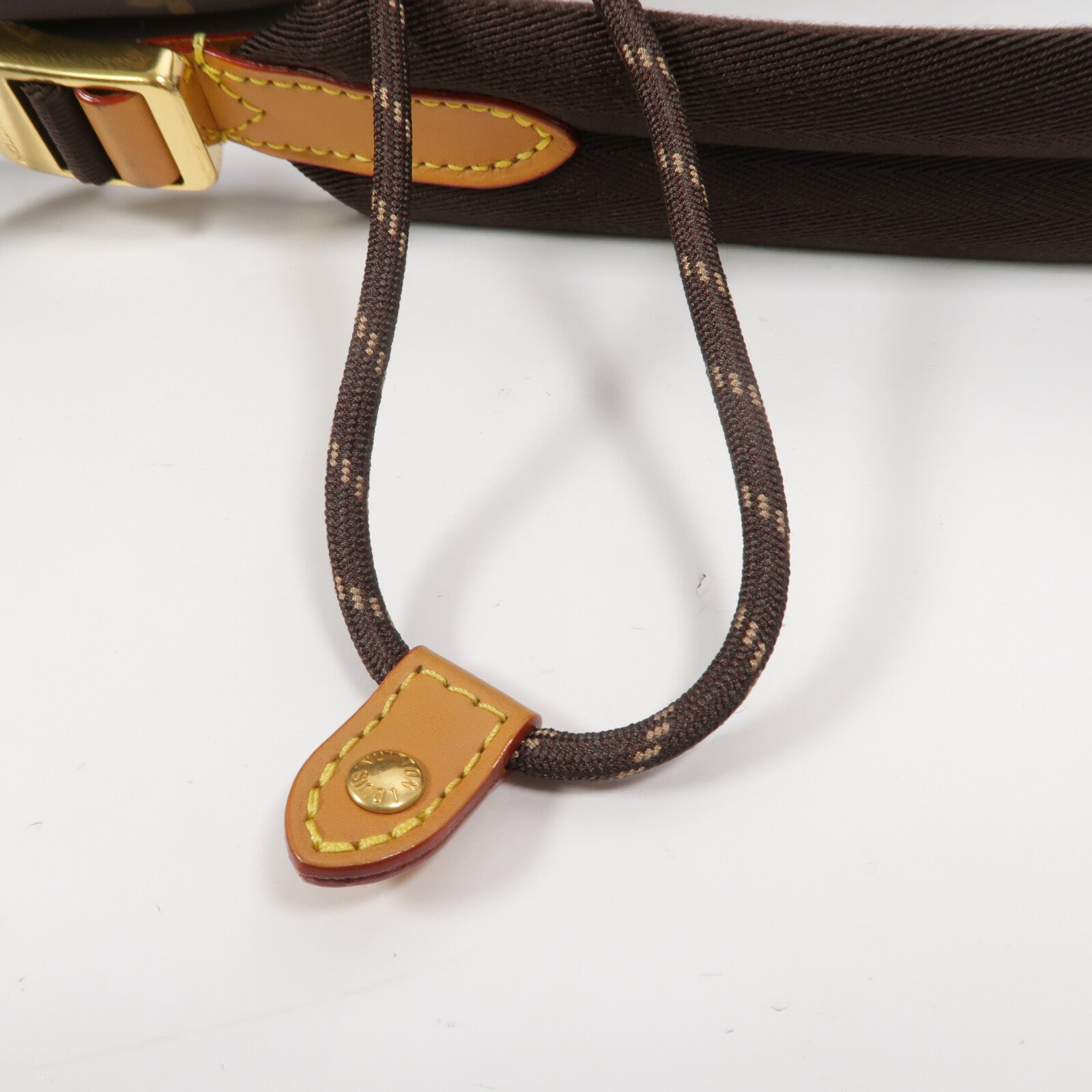 LOUIS VUITTON Monogram Montsouris Cargo背包