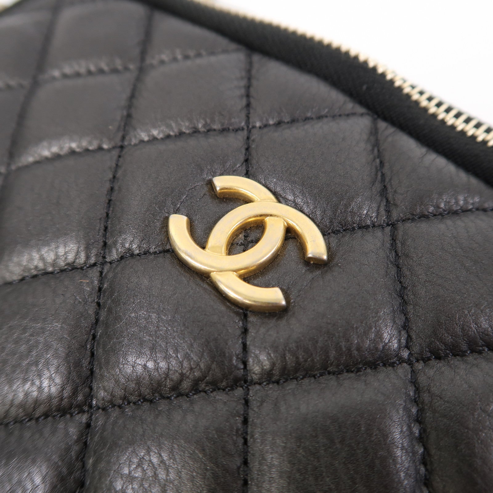 CHANEL 菱格羊皮皮革Chain Shoulder金扣鏈帶肩背袋黑色
