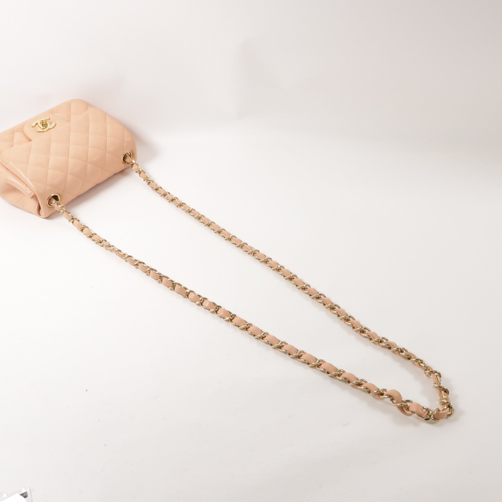 CHANEL 菱格羊皮皮革Chain Shoulder金扣鏈帶肩背袋粉紅色