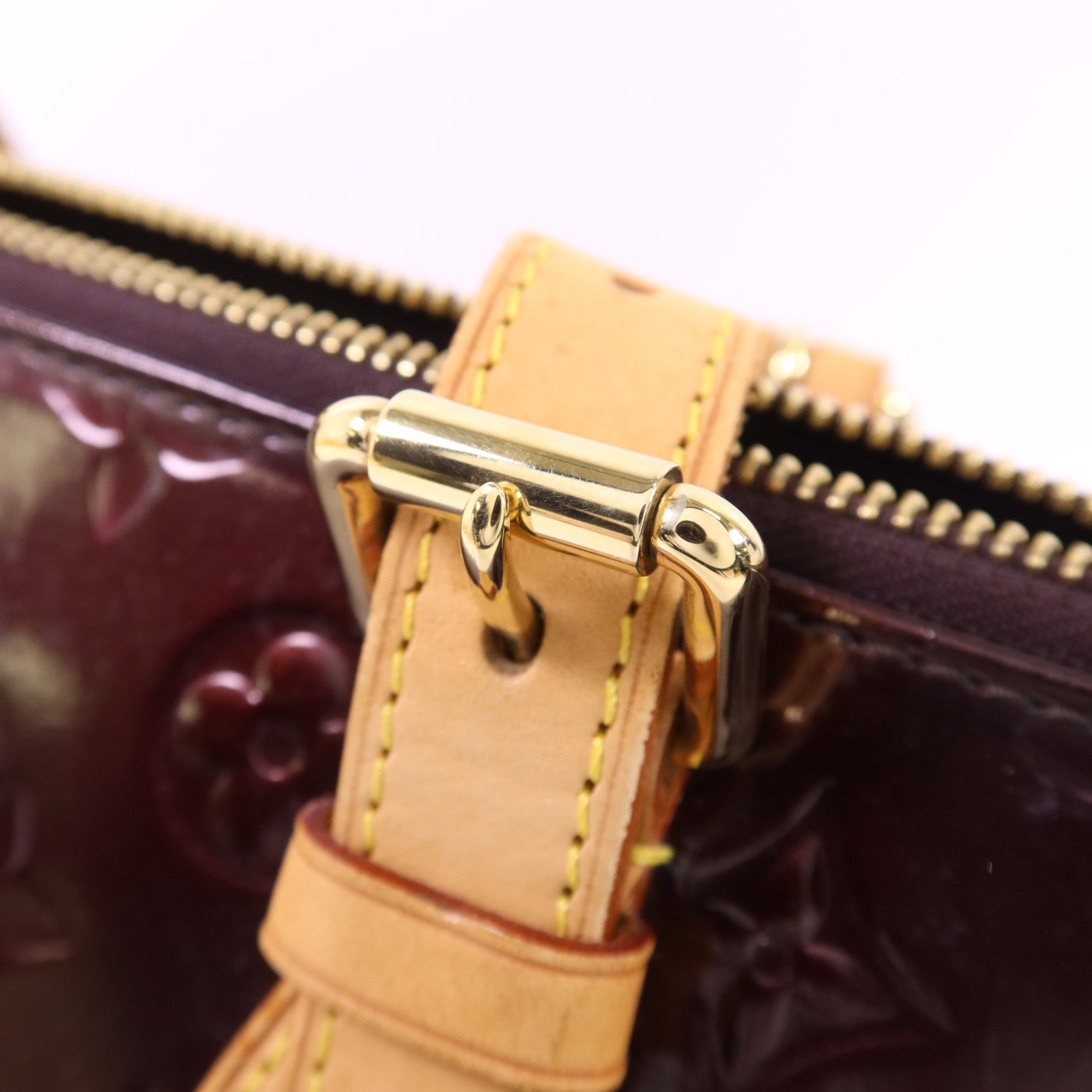 LOUIS VUITTON Vernis Rosewood Avenue金扣肩背袋