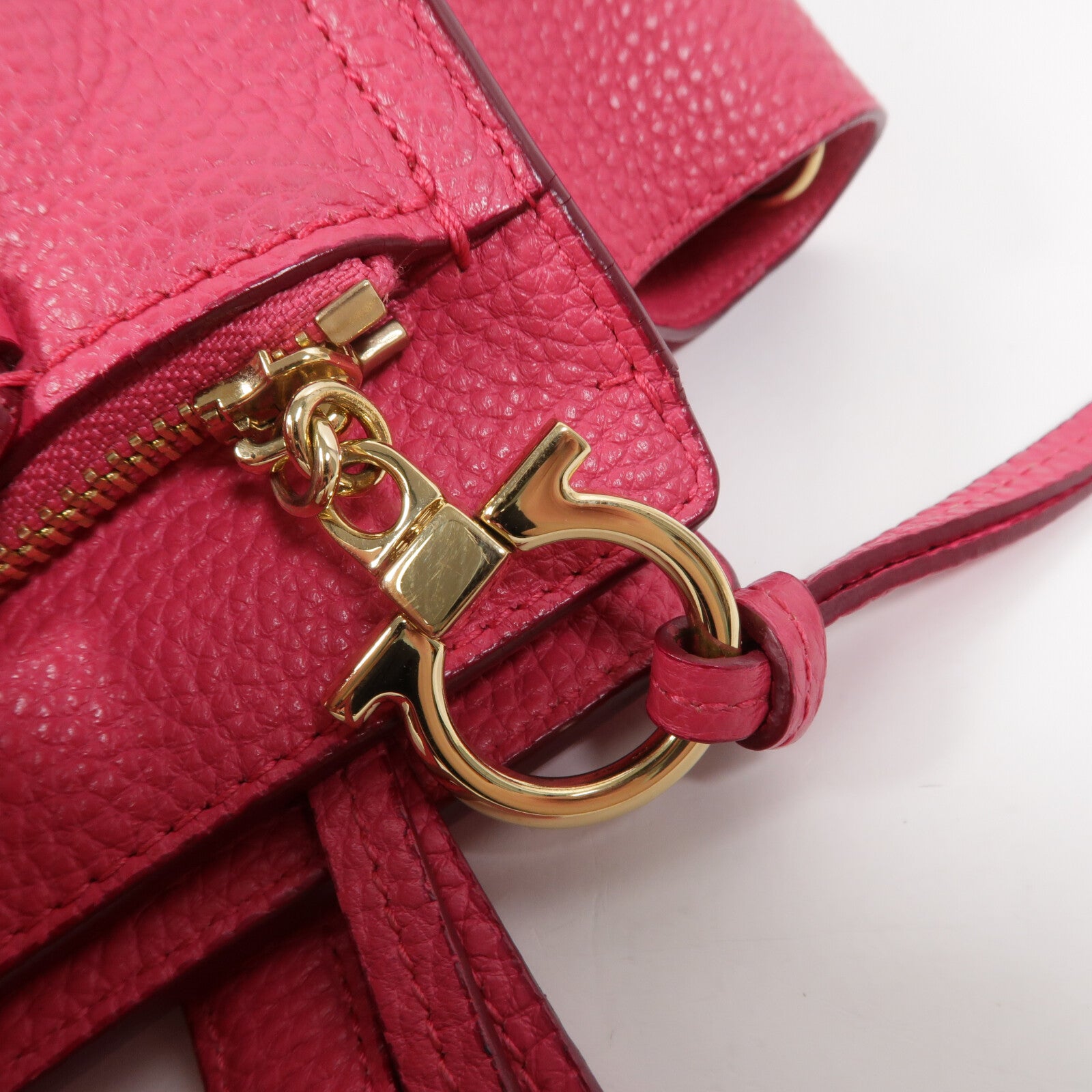 Salvatore Ferragamo 牛皮皮革2 Way Shoulder手挽肩背兩用袋