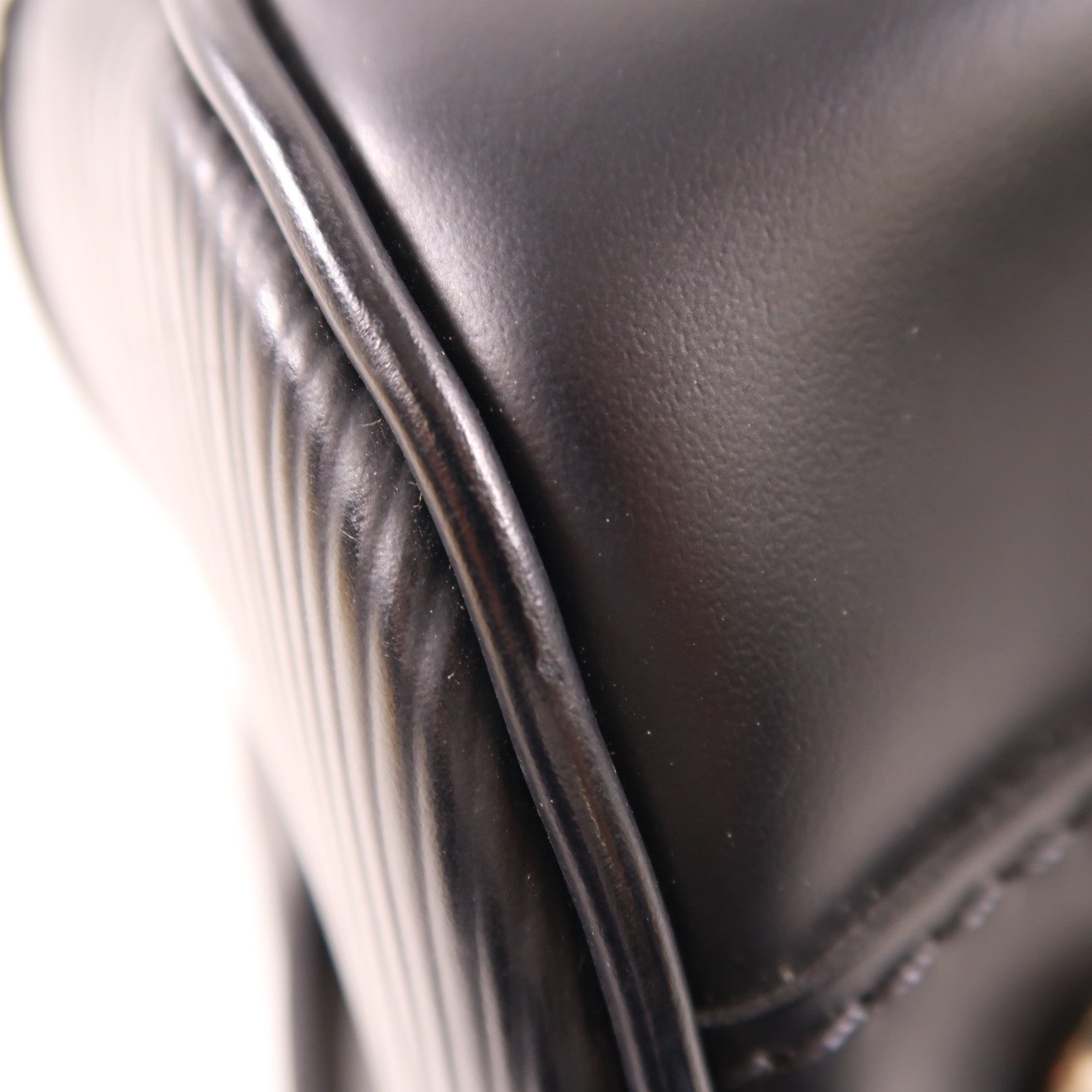 LOUIS VUITTON Epi Bowling Montaigne銀扣手挽袋黑色