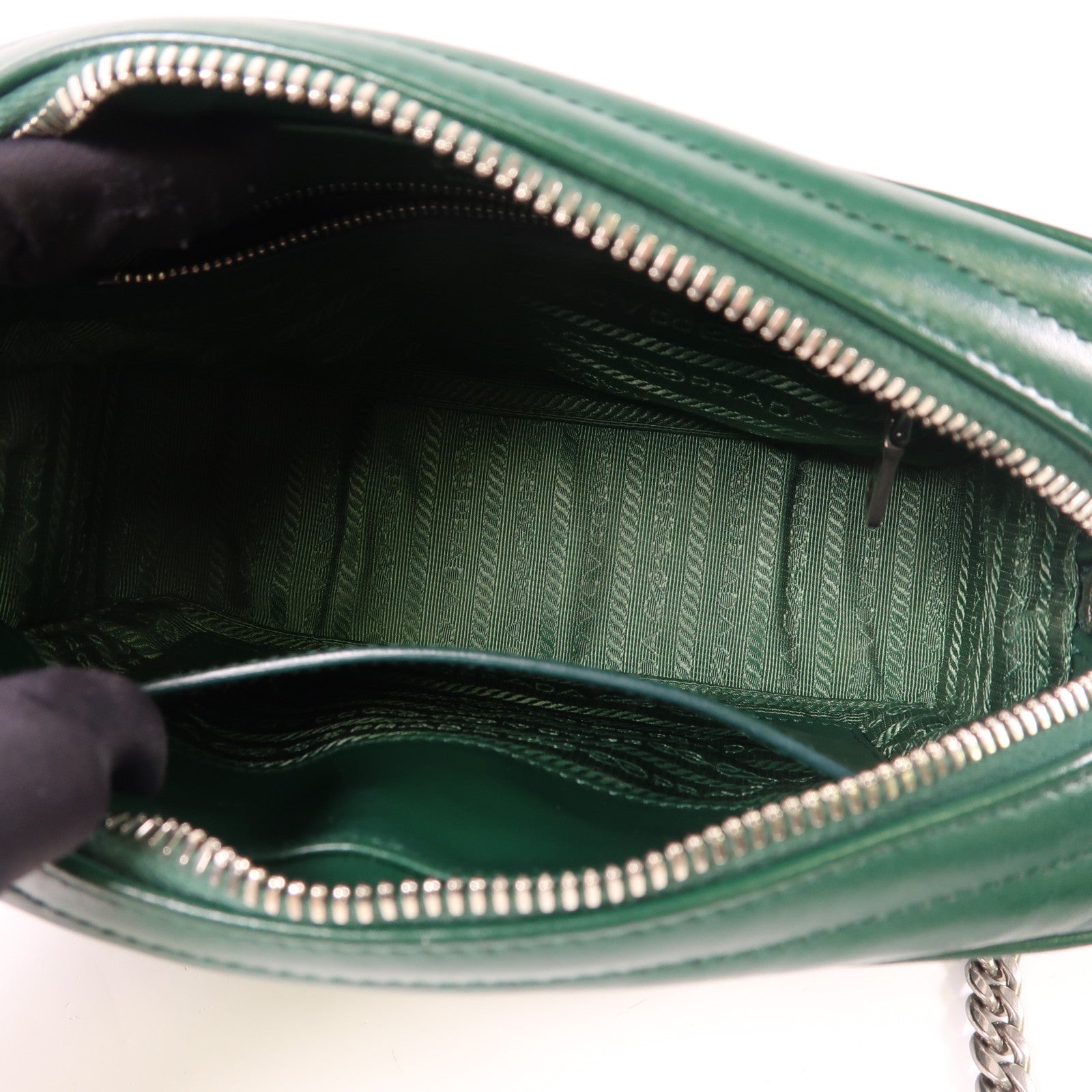 PRADA 牛皮皮革Shoulder Bag銀扣肩背袋