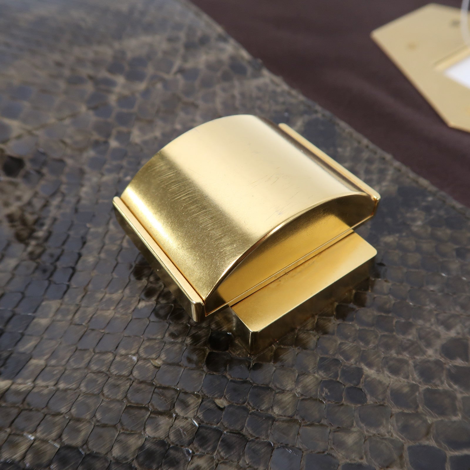 LANVIN 【激減優惠】蛇皮皮革Clutch金扣手拿包啡色