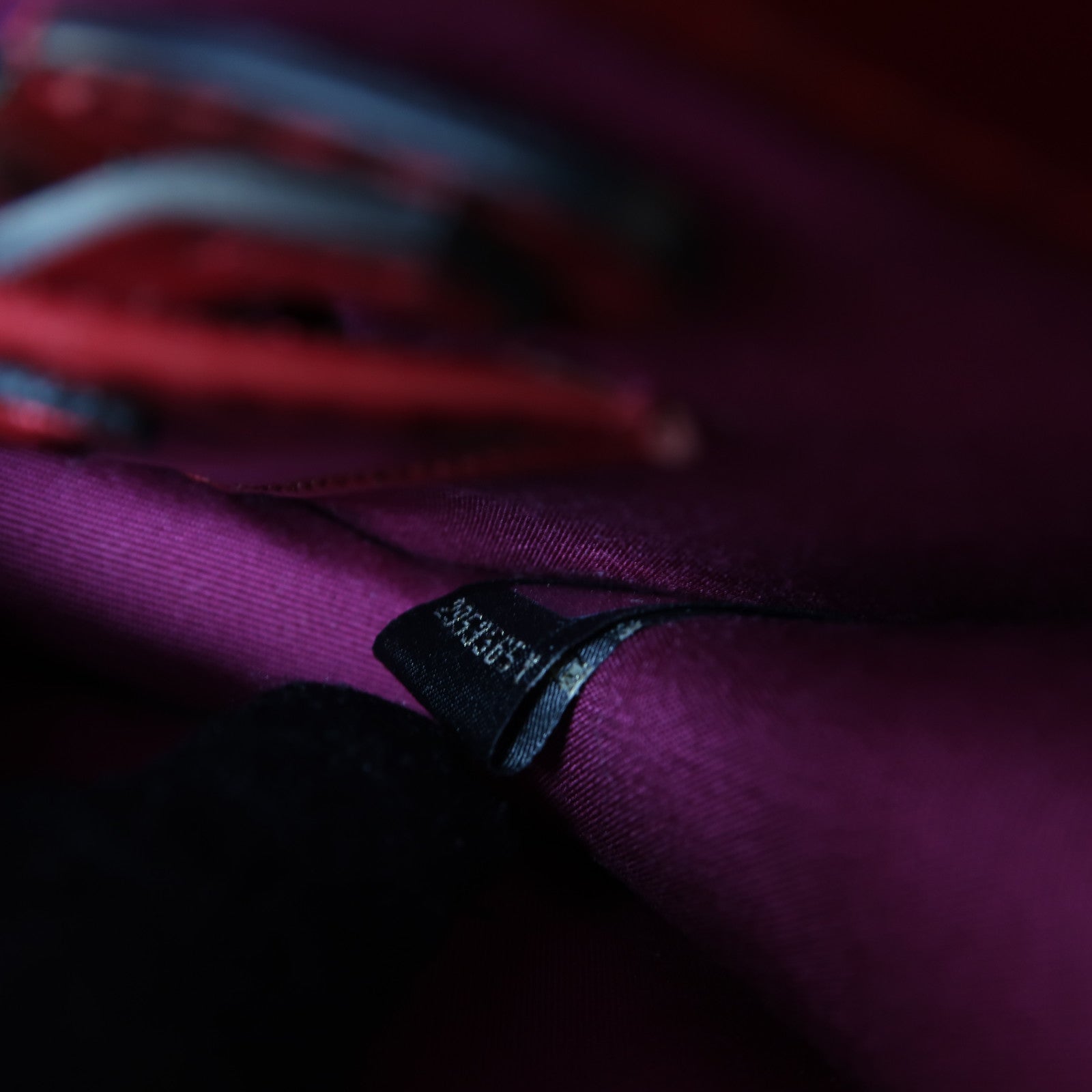 BVLGARI 牛皮皮革Serpenti Forever 2 Way Shoulder金扣手挽肩背兩用袋紅色