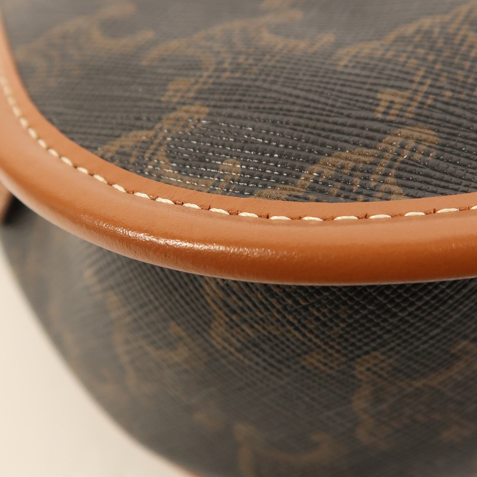 CELINE 塗層帆布Folco金扣肩背袋