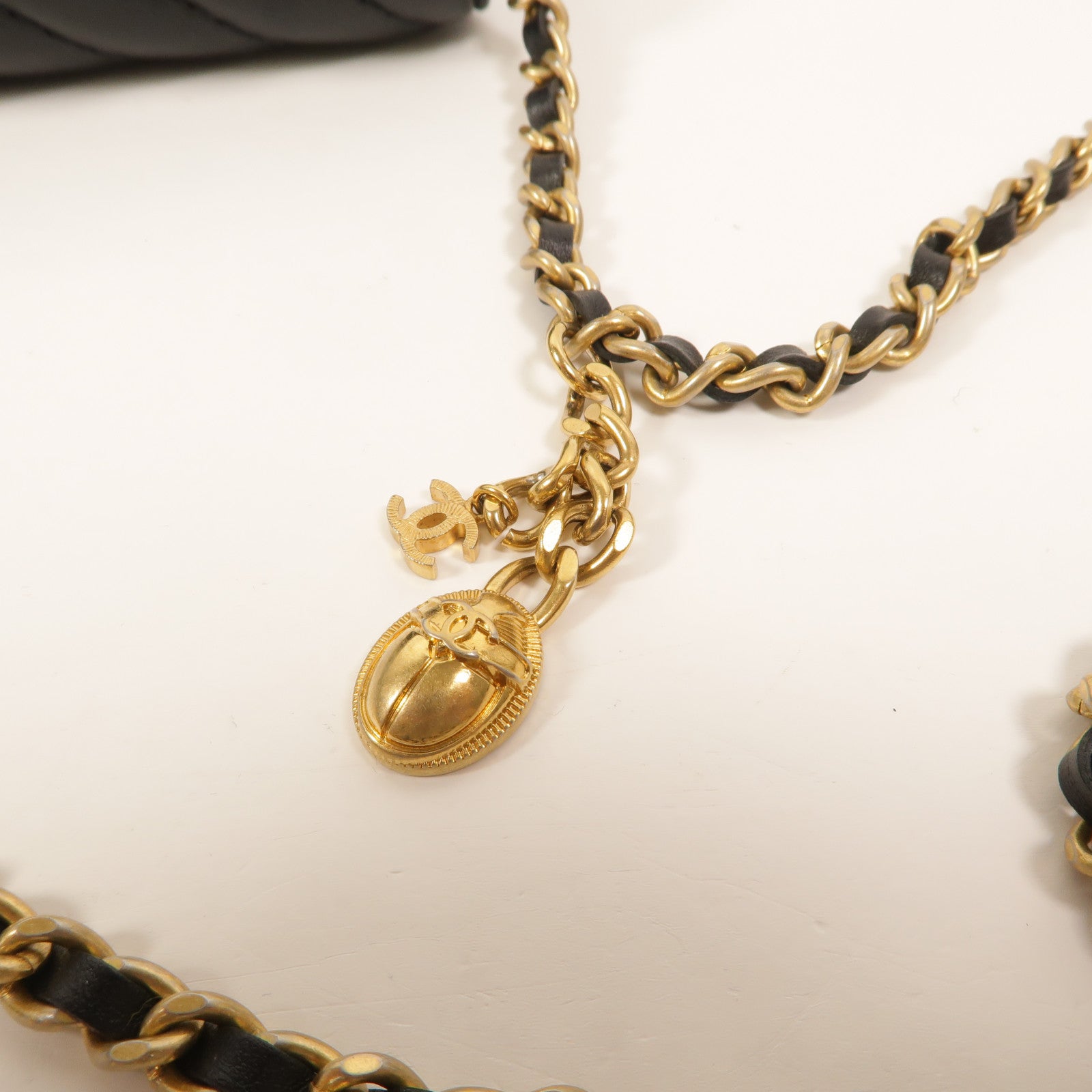 CHANEL 羊皮皮革Wallet On Chain鏈帶肩背袋