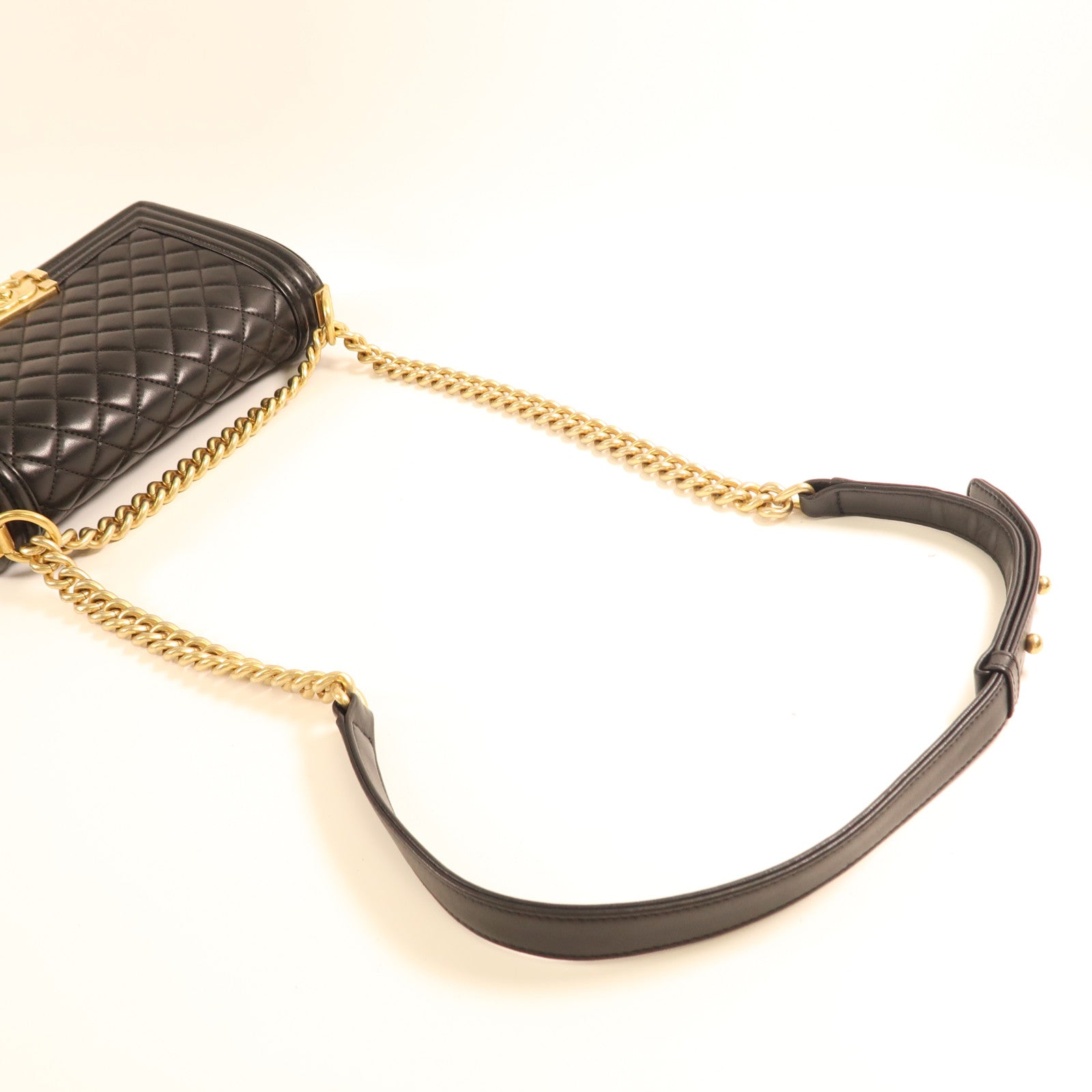 CHANEL 【激減優惠】羊皮皮革Boy 25金扣鏈帶肩背袋