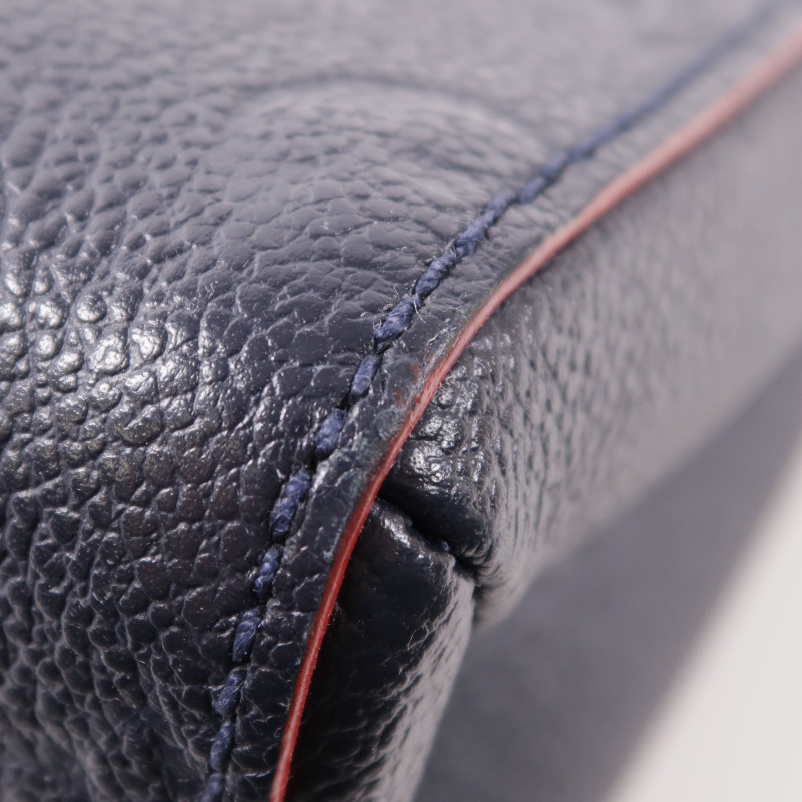 LOUIS VUITTON Monogram Empreinte Vavin PM金扣鏈帶肩背袋深藍色