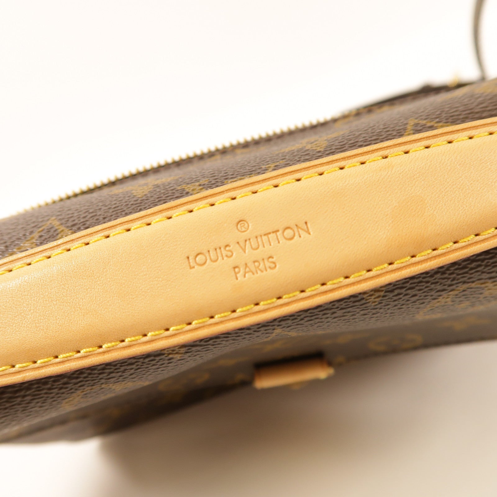 LOUIS VUITTON Monogram Pochette Metis MM金扣手挽肩背兩用袋