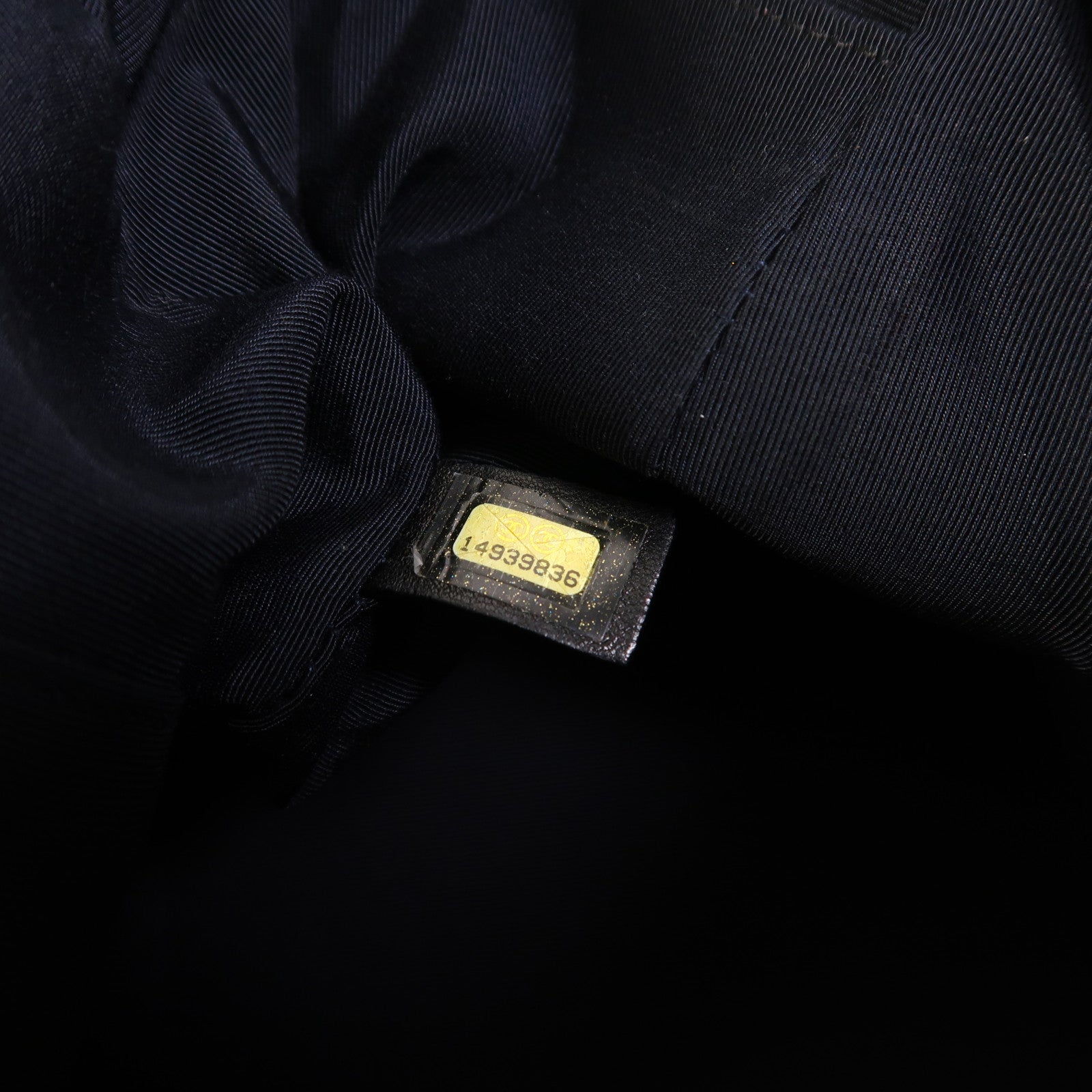 CHANEL 羊皮皮革Chain Shoulder銀扣鏈帶肩背袋