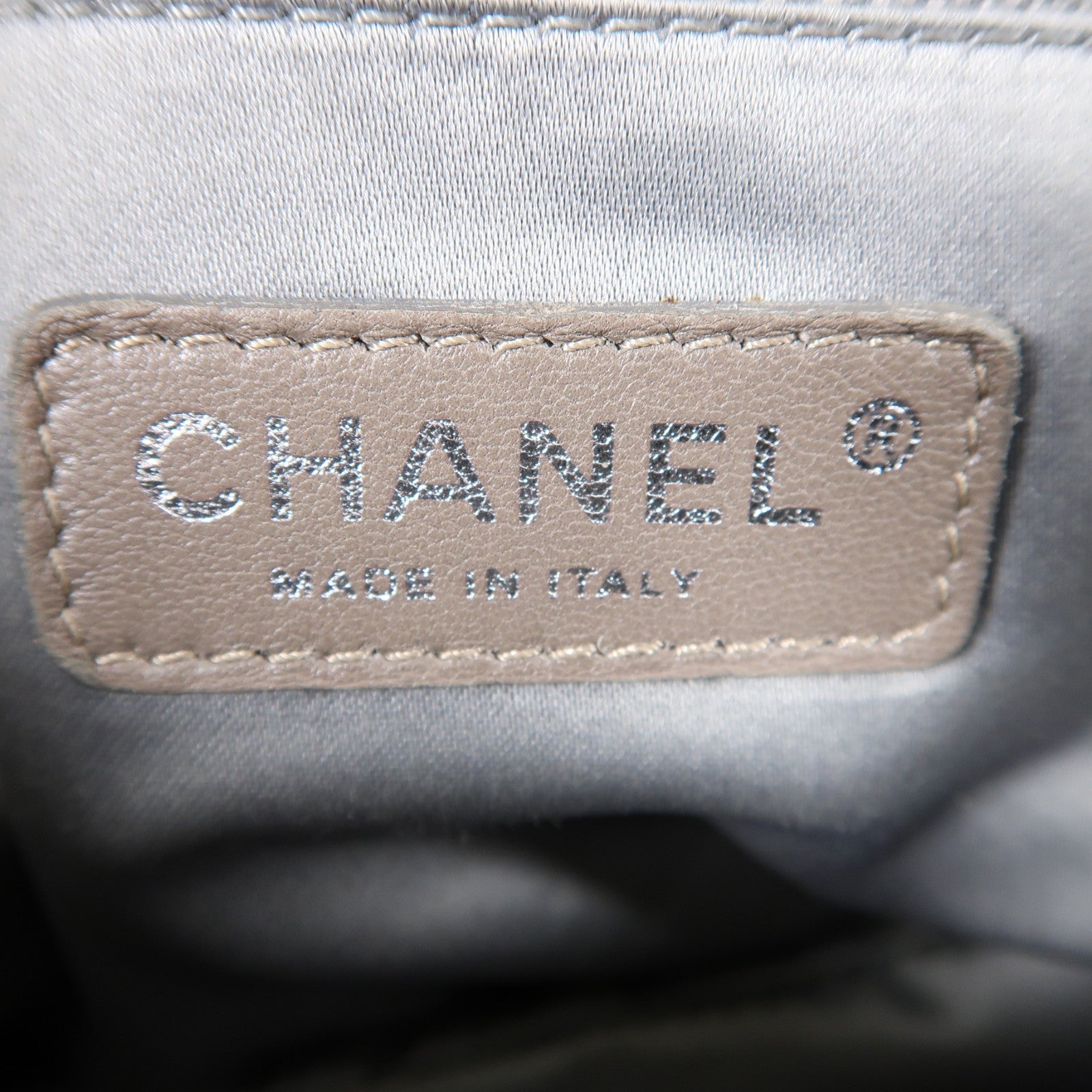 CHANEL 漆皮皮革Shoulder Bag肩背袋黑色
